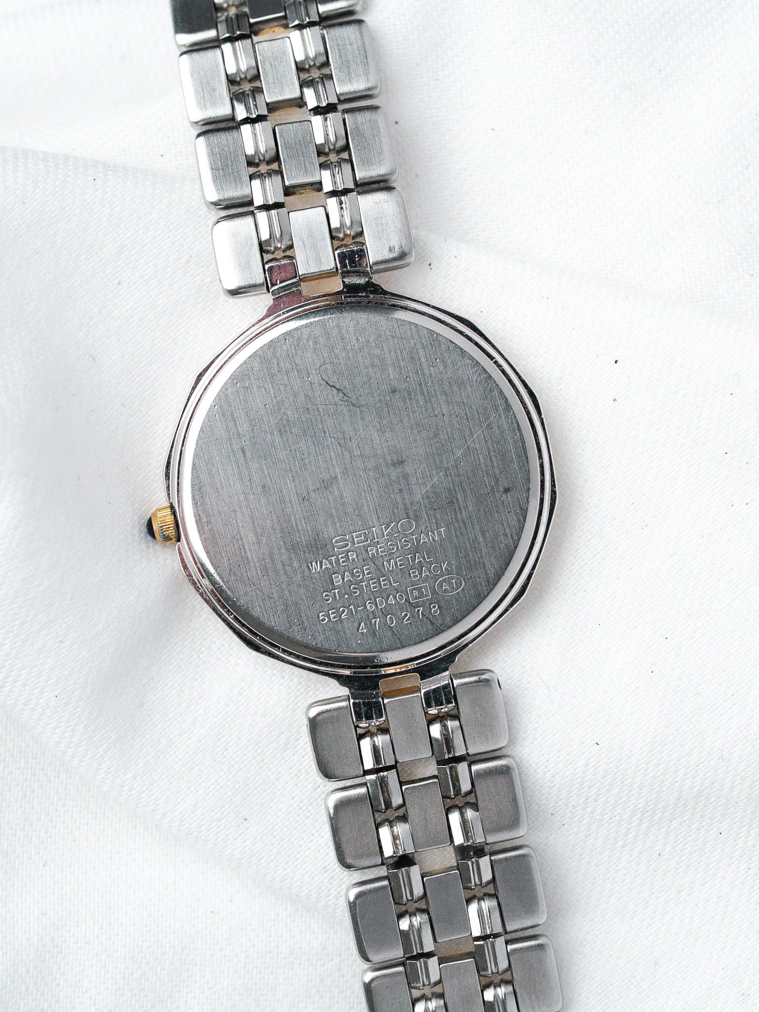 Montre Seiko Lucent Ronde — Acier Doré Cadran Blanc (1990s)