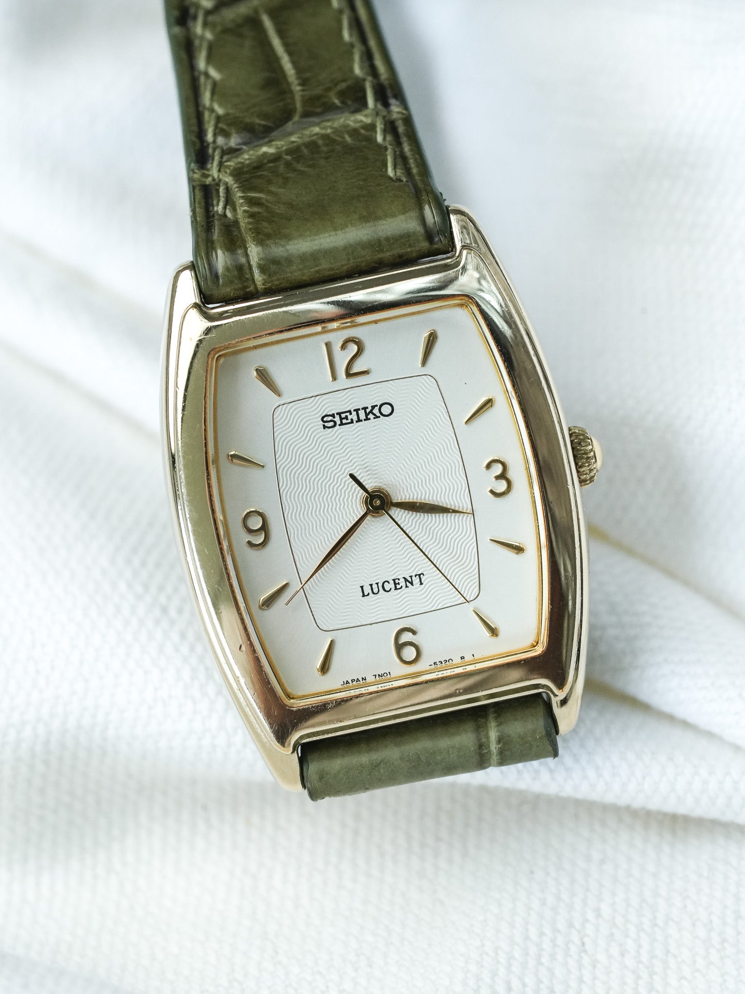 Montre Seiko Lucent Vintage - Tonneau Or Guilloché (1997) - Atelier Victor