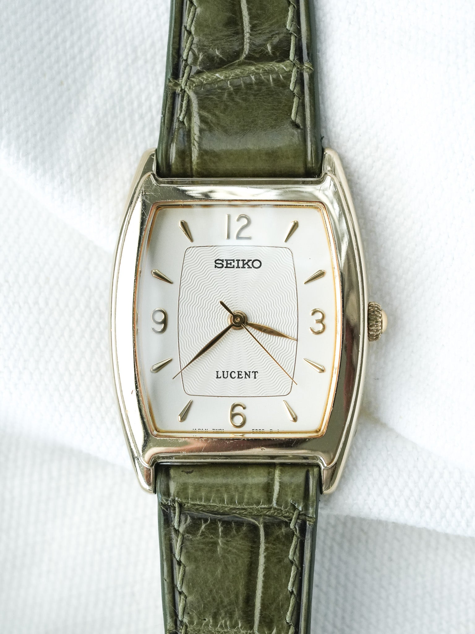 Montre Seiko Lucent Vintage - Tonneau Or Guilloché (1997) - Atelier Victor