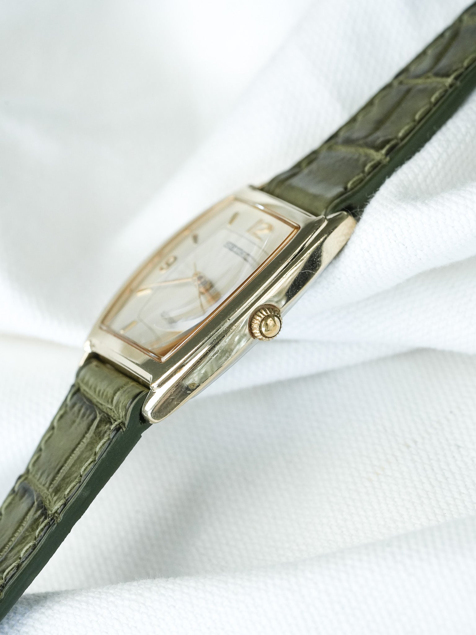 Montre Seiko Lucent Vintage - Tonneau Or Guilloché (1997) - Atelier Victor