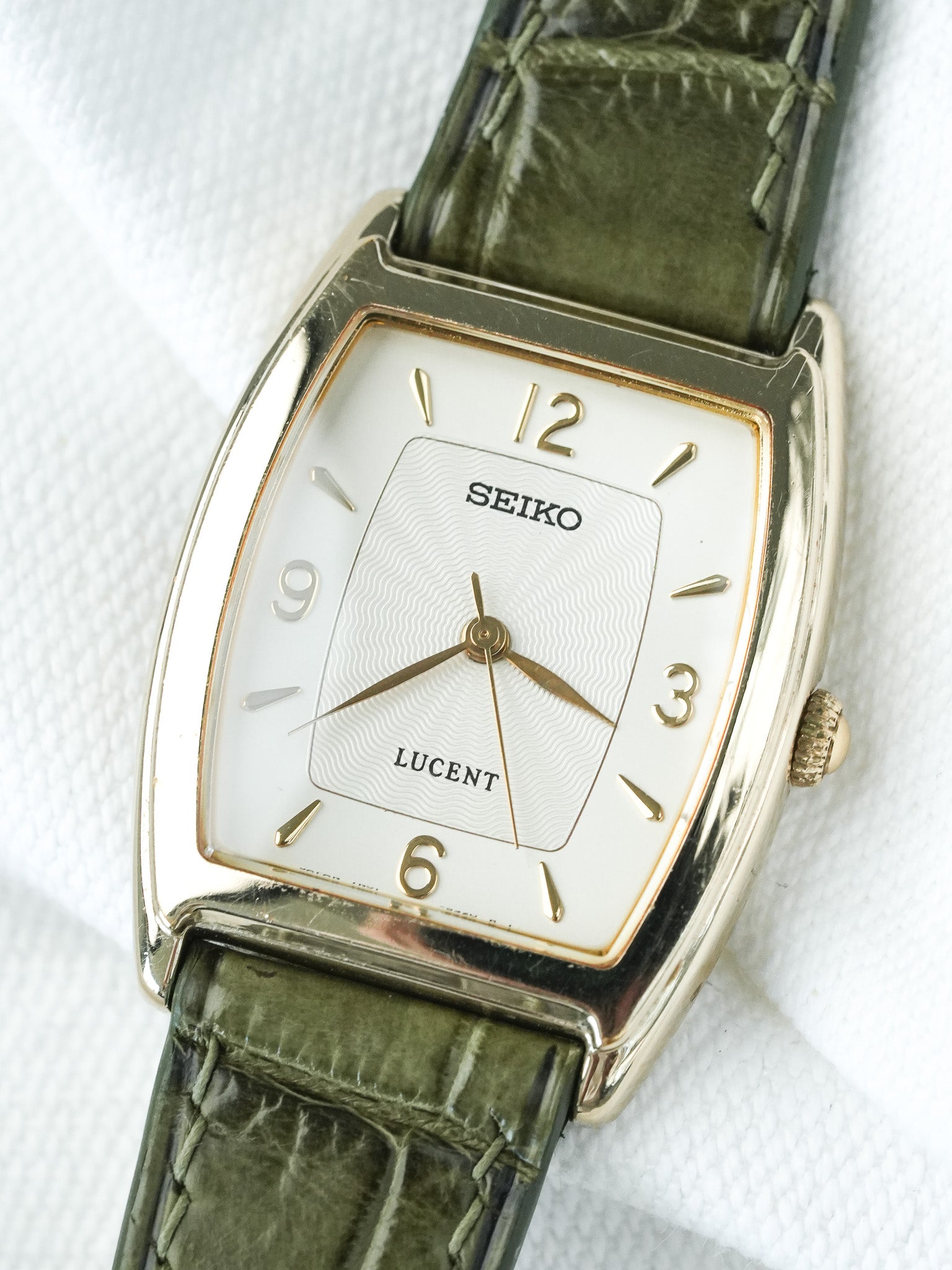 Montre Seiko Lucent Vintage - Tonneau Or Guilloché (1997) - Atelier Victor