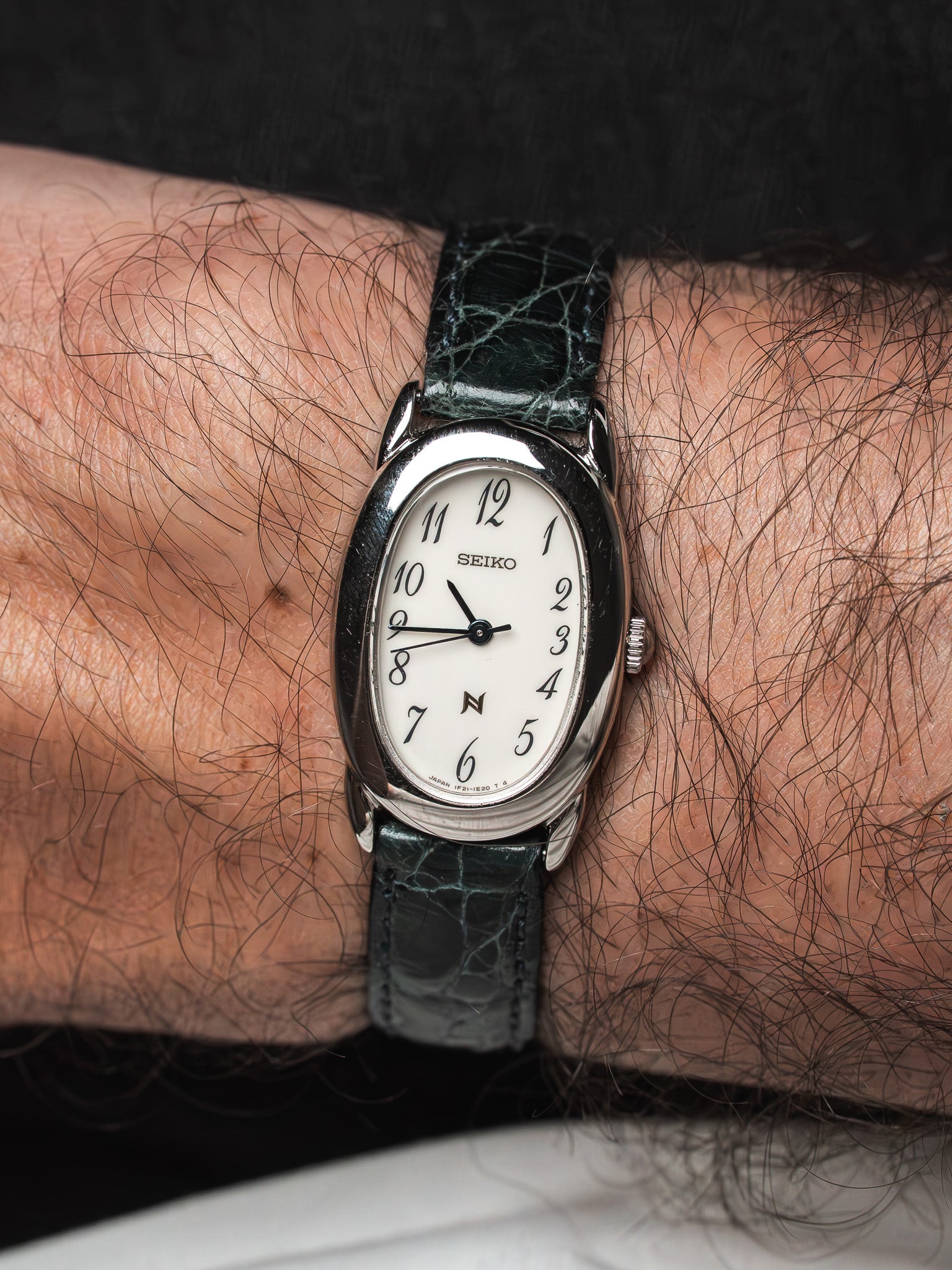 Seiko Noie Watch 1F21-5B70 Steel — Baignoire White Dial (1997
