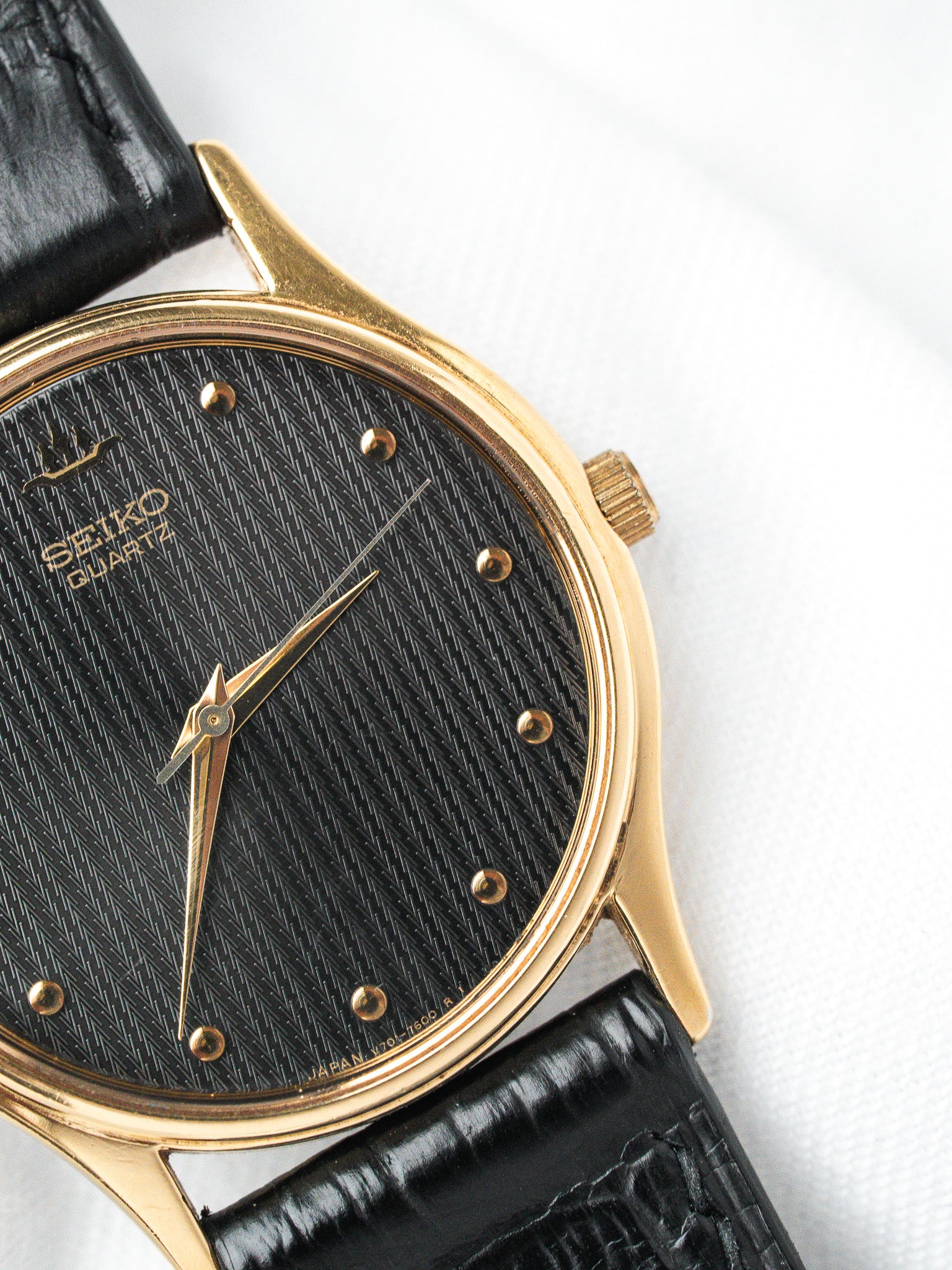 Orologio Seiko Rotondo V701-7020 — Quadrante Nero Tapisserie (1993) 