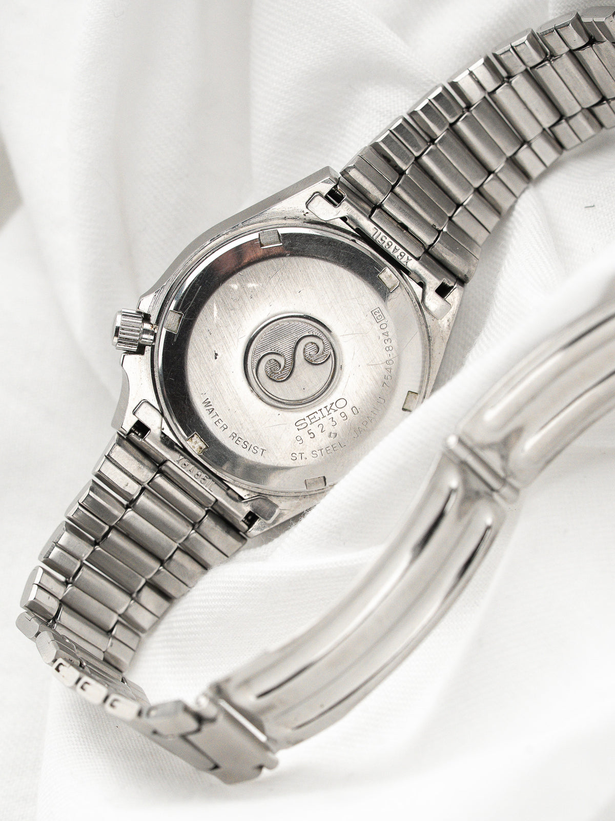 ظهر العلبة الفولاذي والسوار - ساعة Seiko Silver Wave 7546-8340 فينتاج - Atelier Victor