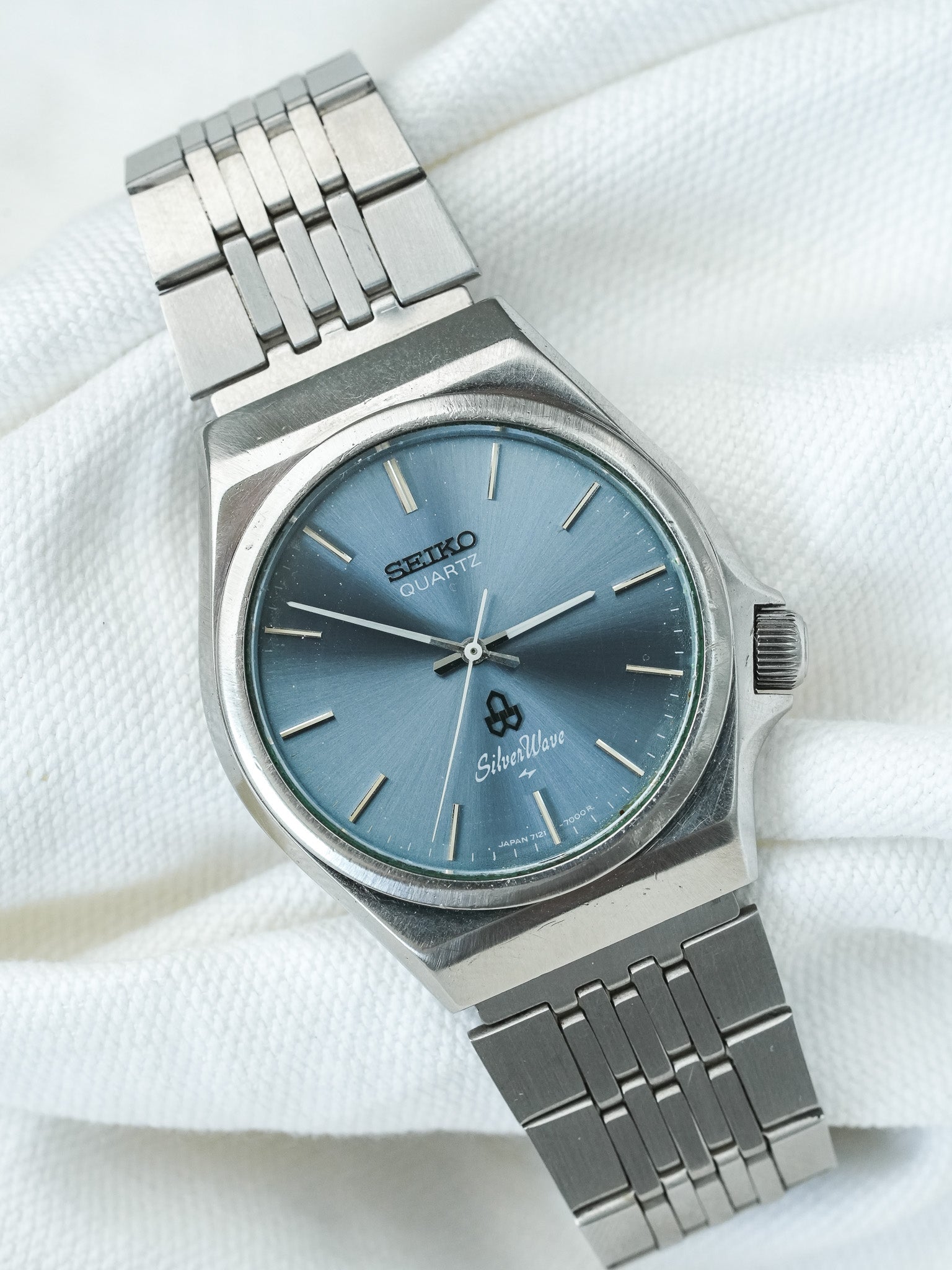 Montre Seiko Silverwave Vintage - Acier Bleu Ensoleillé (1979) - Atelier Victor
