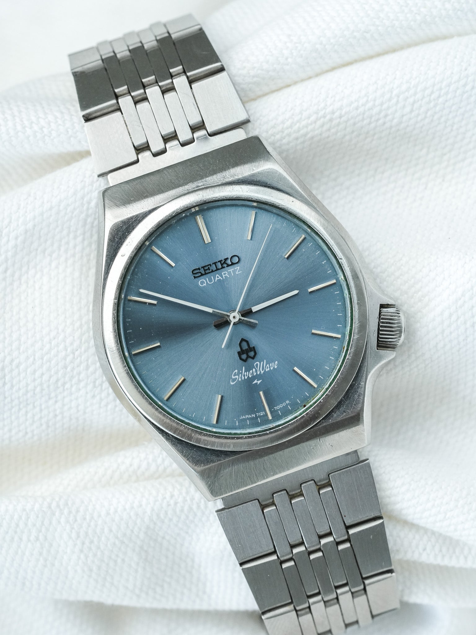 Montre Seiko Silverwave Vintage - Acier Bleu Ensoleillé (1979) - Atelier Victor
