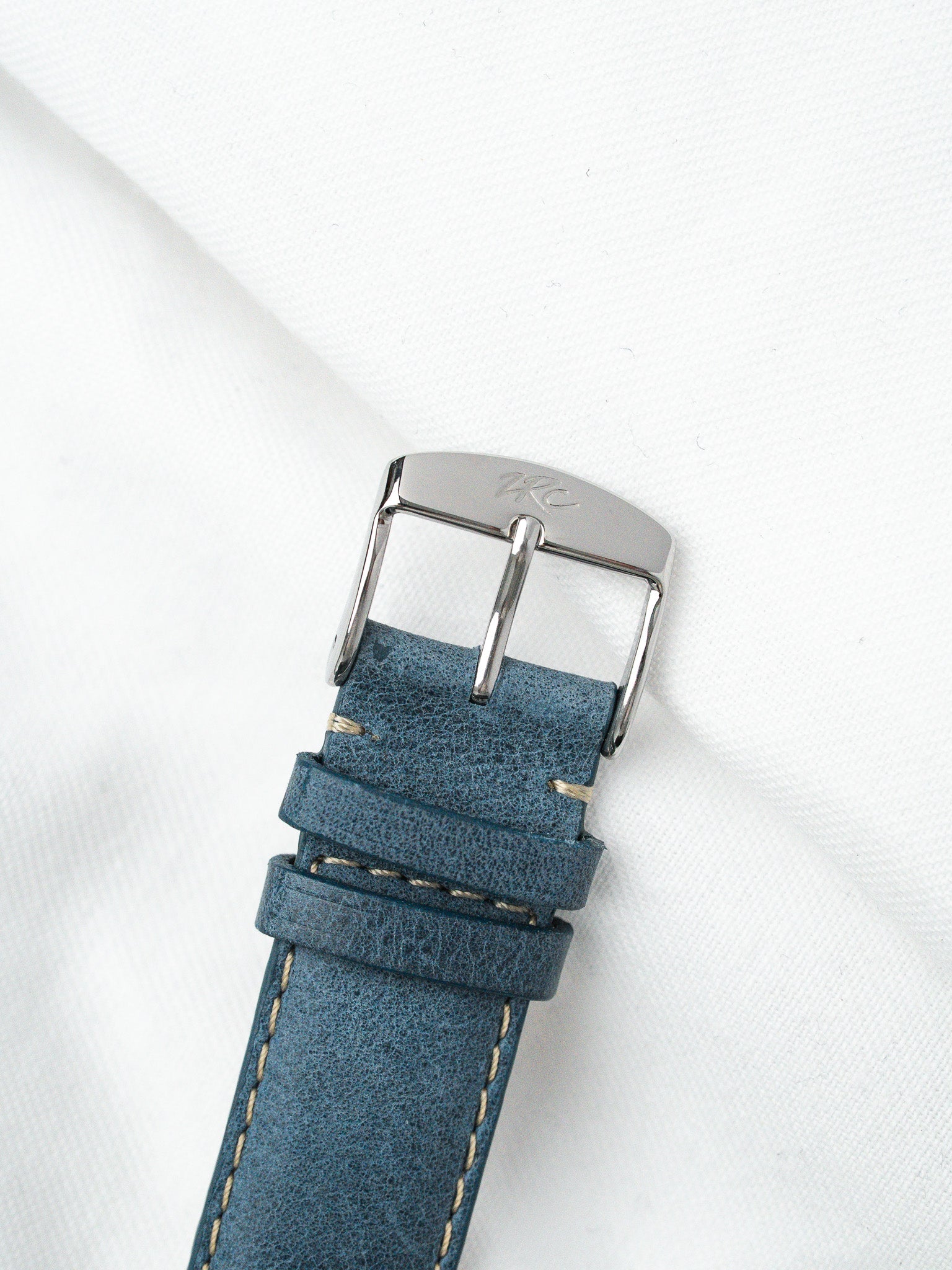Montre Seiko Tonneau Acier — 5931-5330 Cadran Soleillé Argenté (1981)