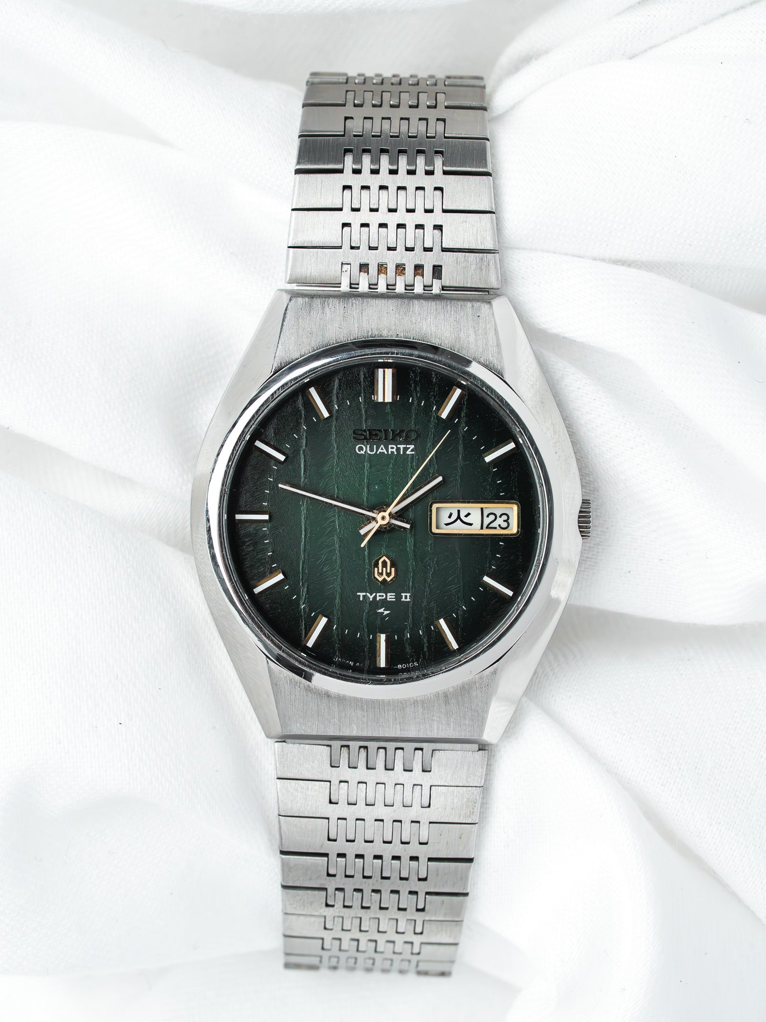 Vintage Seiko Type II Watch — Green Dial (1976) - Atelier Victor