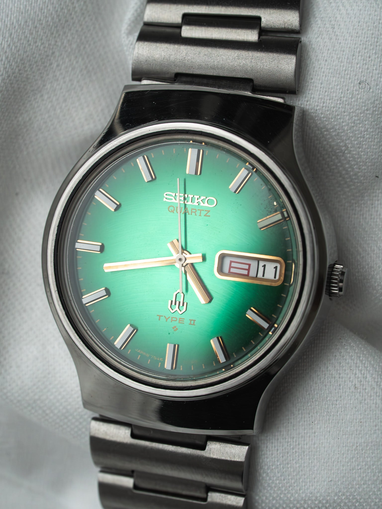 Seiko Type II Watch 7546-7090 Green Day-Date | Atelier Victor