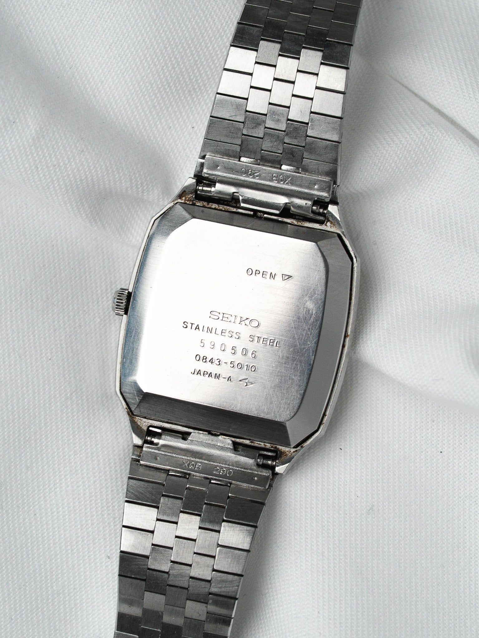 ساعة Seiko Type II فينتاج من الفولاذ — TV قرص أزرق (1970s) 