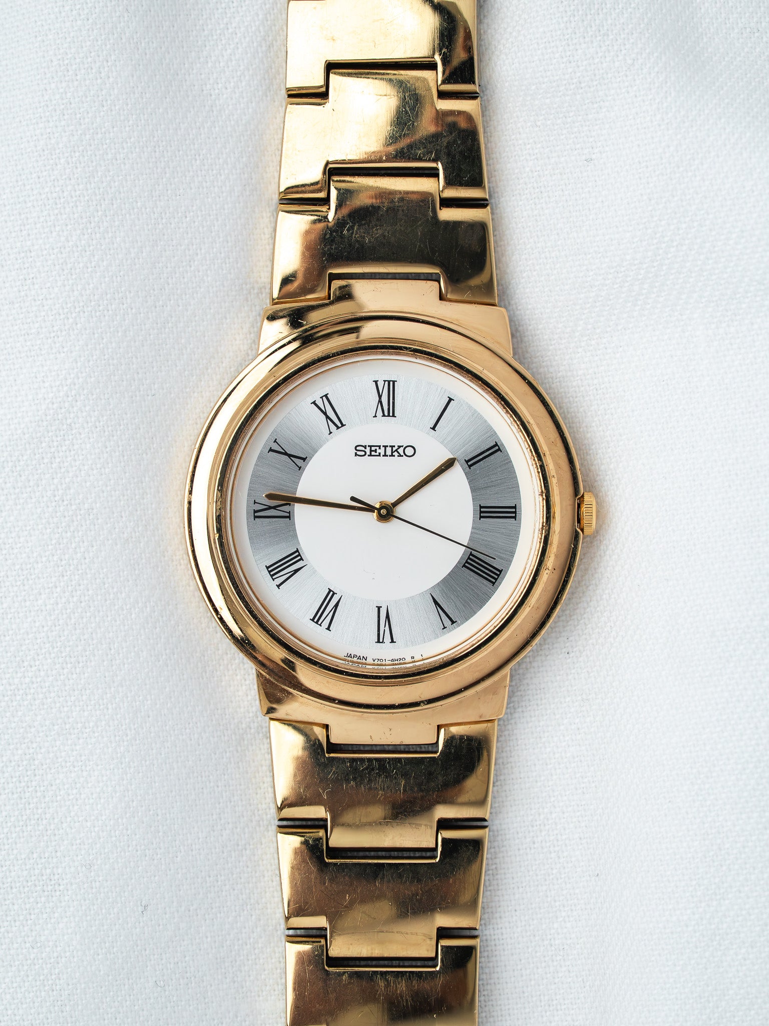 Montre Seiko V701-2L10 Plaqué Or — Ronde Cadran Romain (1991)