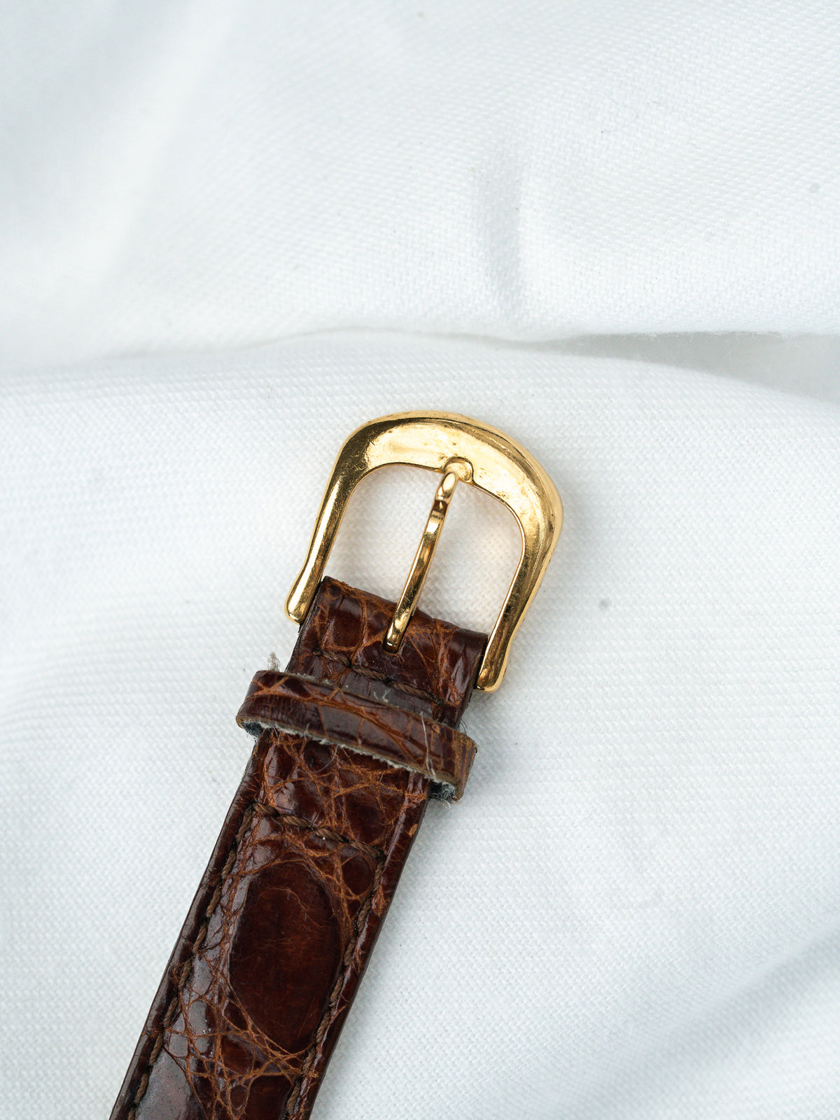 Goldfarbene Dornschließe - Watch Seiko 1F21-5B70 - Atelier Victor