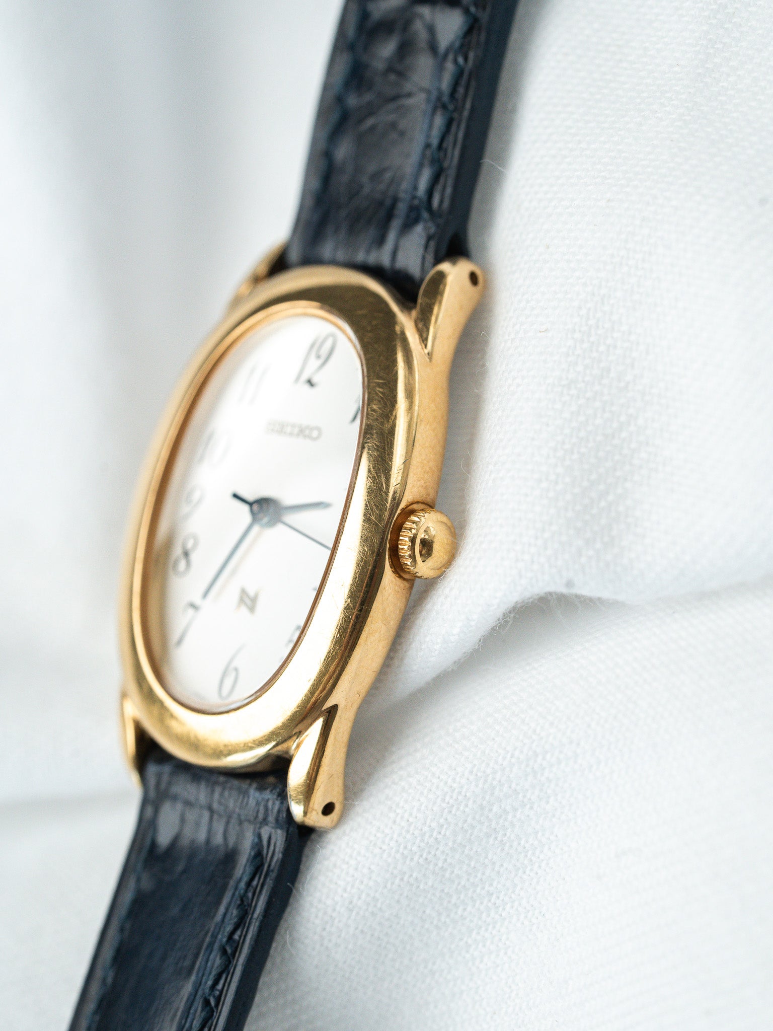 Vintage Seiko 1F21-5B70 Watch Women | Atelier Victor