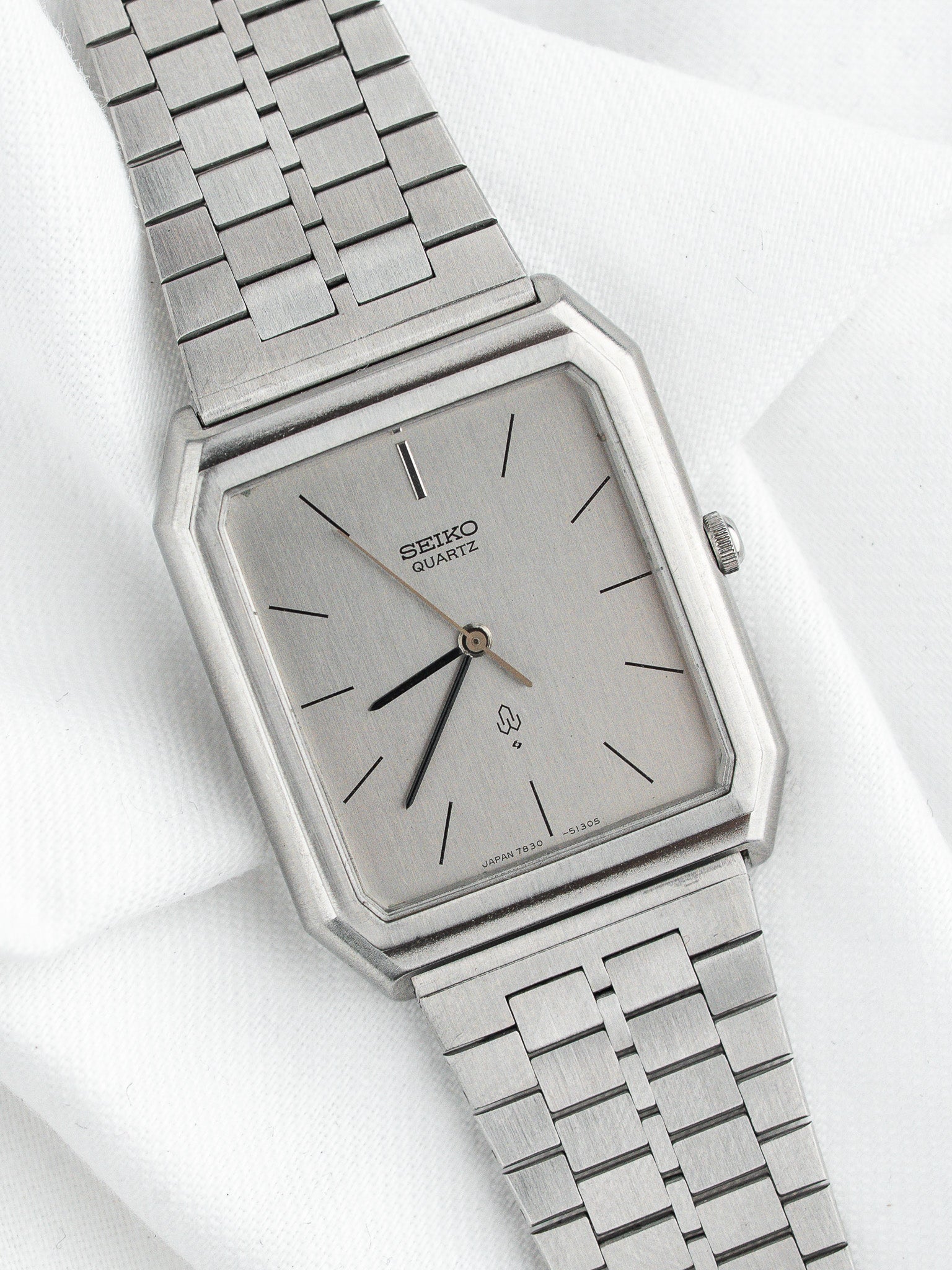 Montre Seiko Vintage 7830-5130 — Tank Acier Intégré (1989)