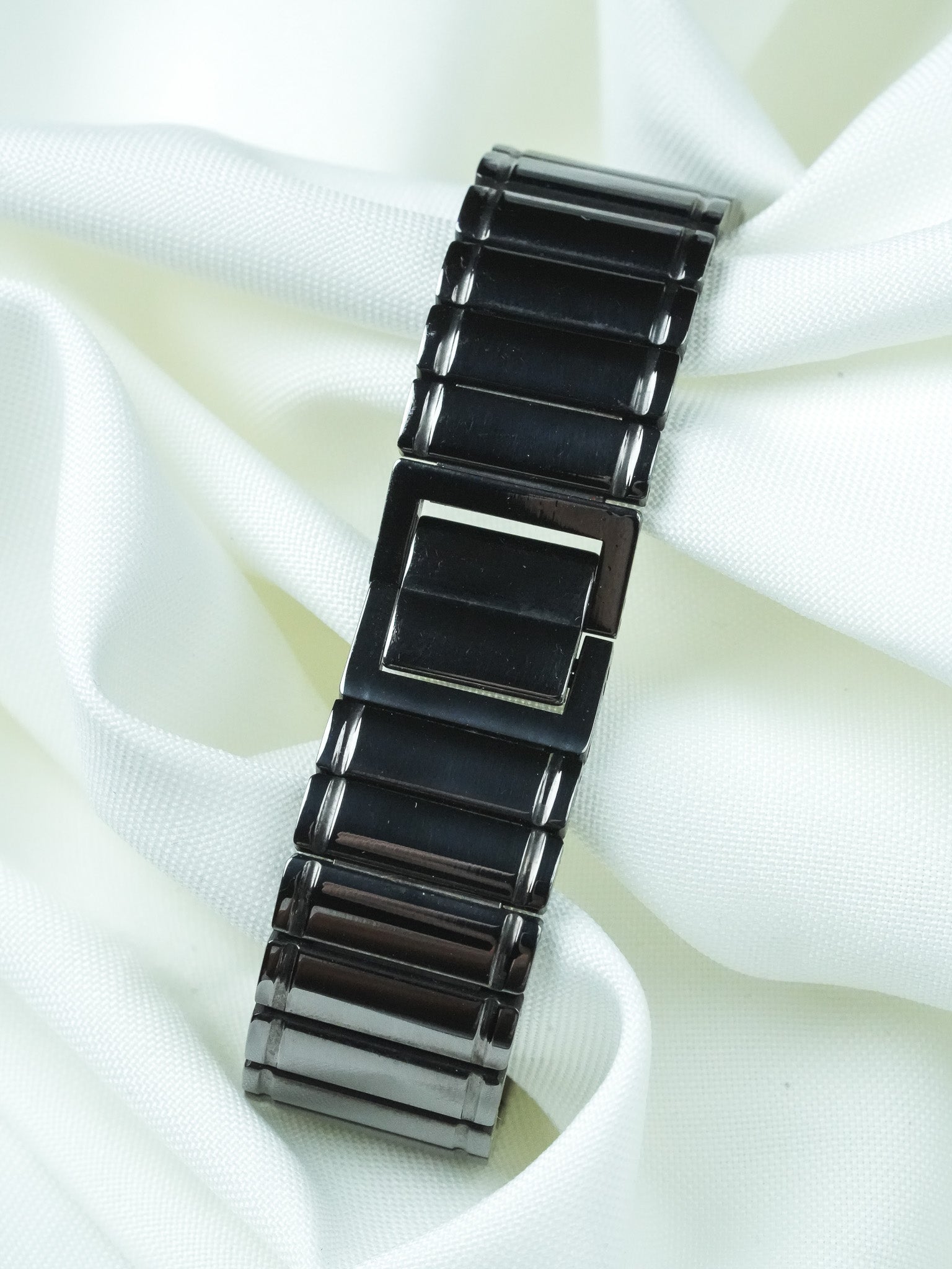 Montre Seiko Vintage - Anthracite Brillant Torsadé Large (1995) - Atelier Victor