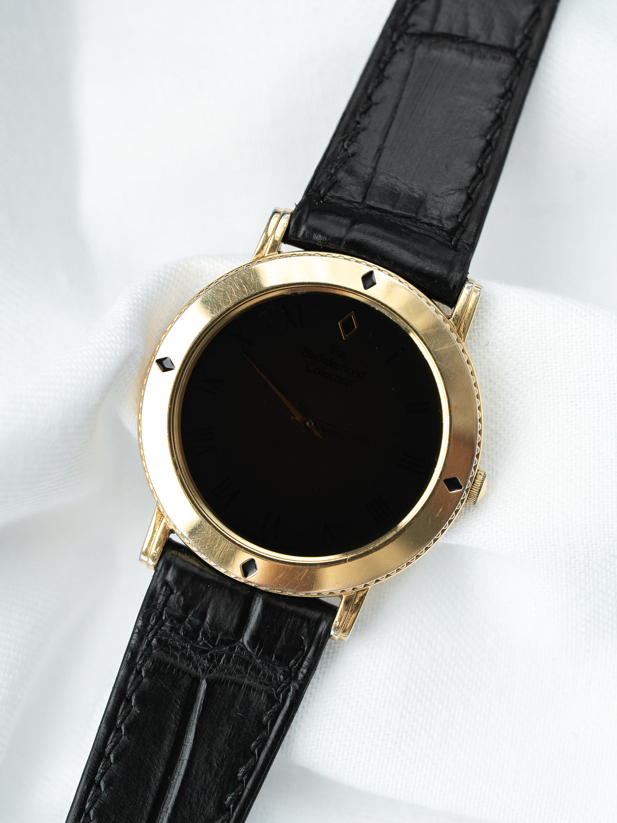 Angled view, occulting dial - Vintage Blackdiamond 5P30-7030 Watch - Atelier Victor