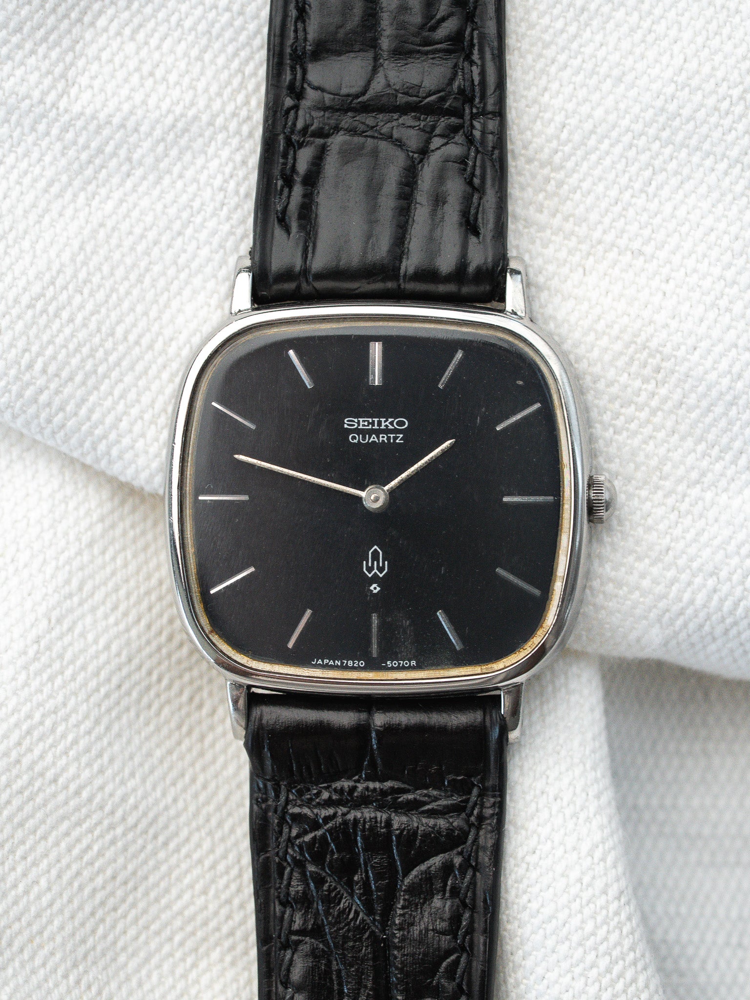 Montre Seiko Vintage - Coussin Acier Noir (1987) - Atelier Victor