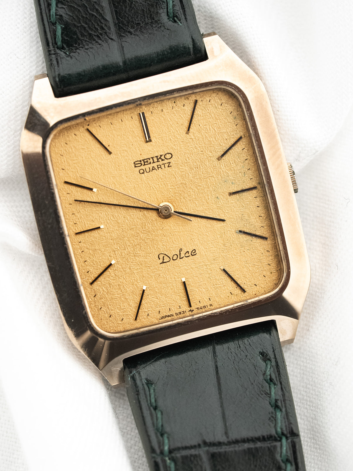 绿色表带正面视图 - 复古 Dolce 5931-5960 Watch Seiko - Atelier Victor