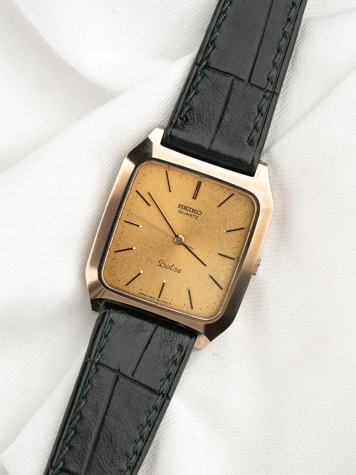 四分之三视图 - 复古 Dolce 5931-5960 Watch Seiko - Atelier Victor