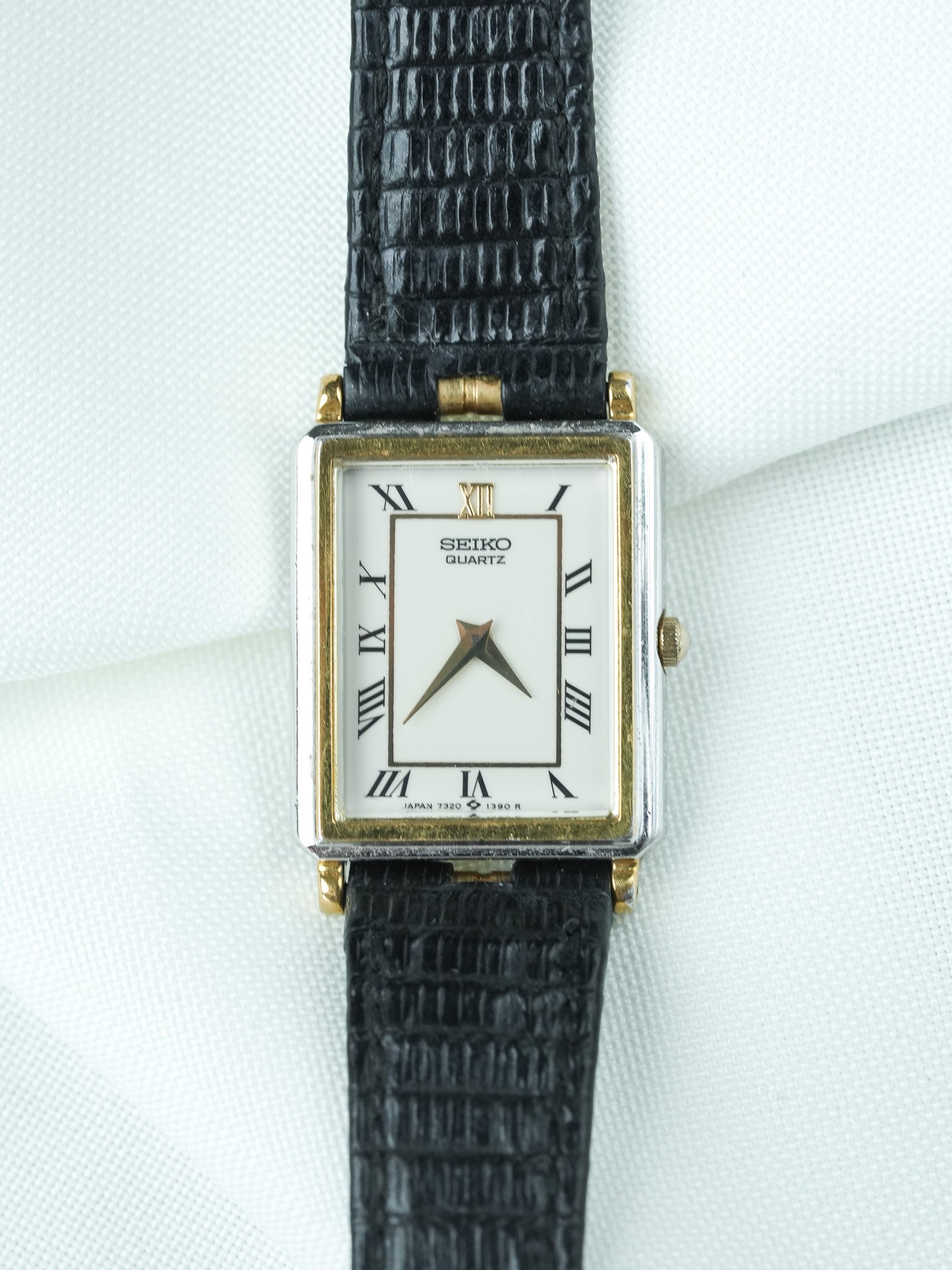Vintage Seiko Watch - Mini Tank Steel Gold (1985) - Atelier Victor