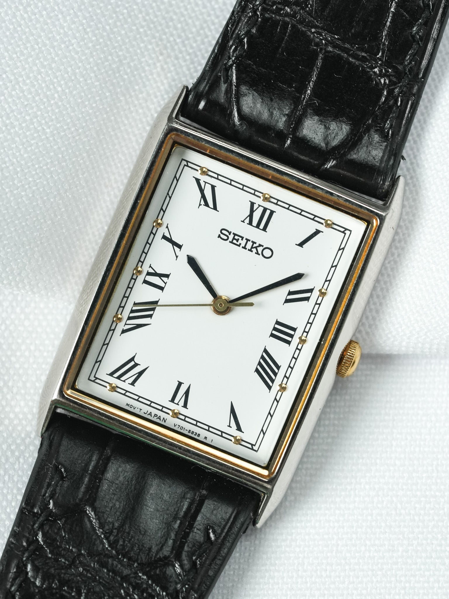 Vintage Seiko Watch - Tank Steel Roman Gold Inserts (1996) 