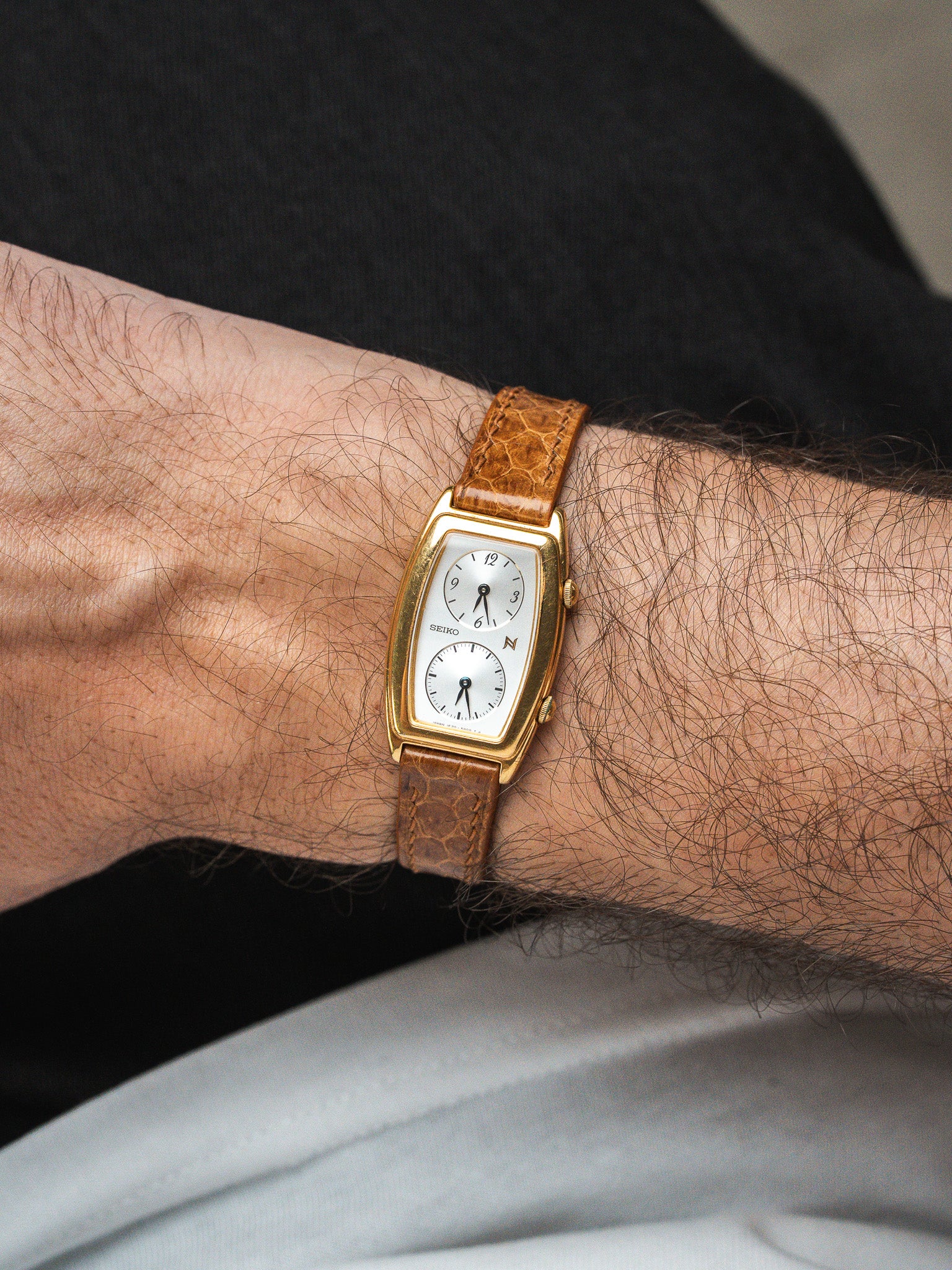 Montre Seiko Vintage - Tank "Dual Time" Plaqué or Camel (2004) - Atelier Victor