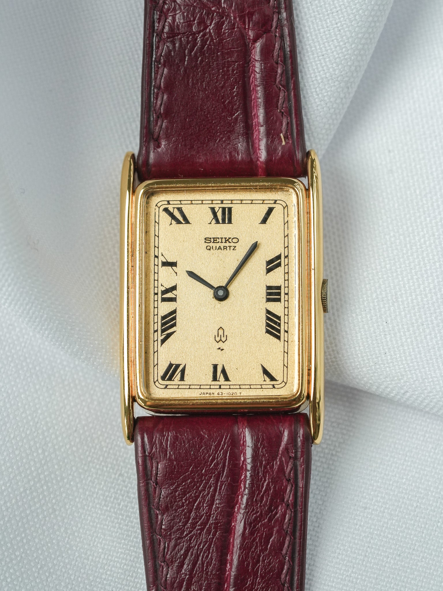 Vintage Gold-Plated Seiko Tank 43-3380 Watch 1987 | Atelier Victor