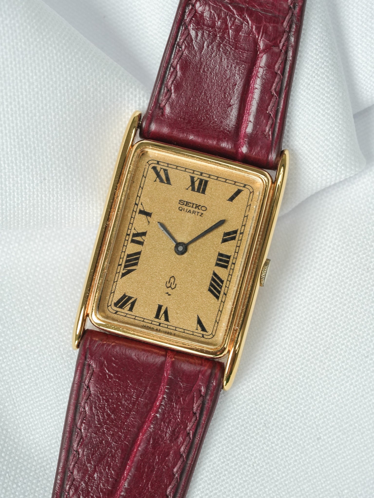 Reloj Vintage Seiko - Tank chapado en oro romano (1987) 