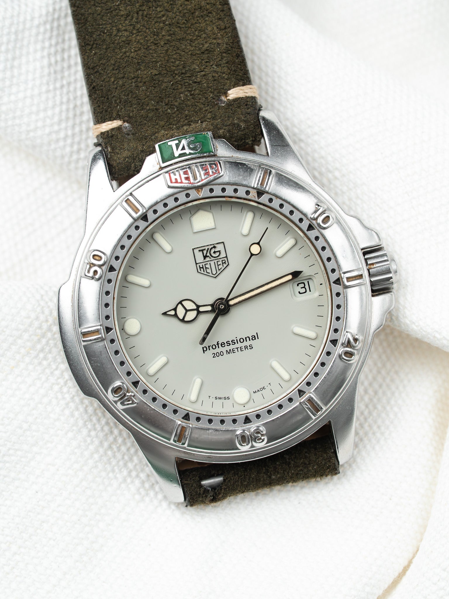 Montre Tag Heuer Professionnel 200 Vintage - Acier Cuir Cadran Gris (Années 1980) - Atelier Victor