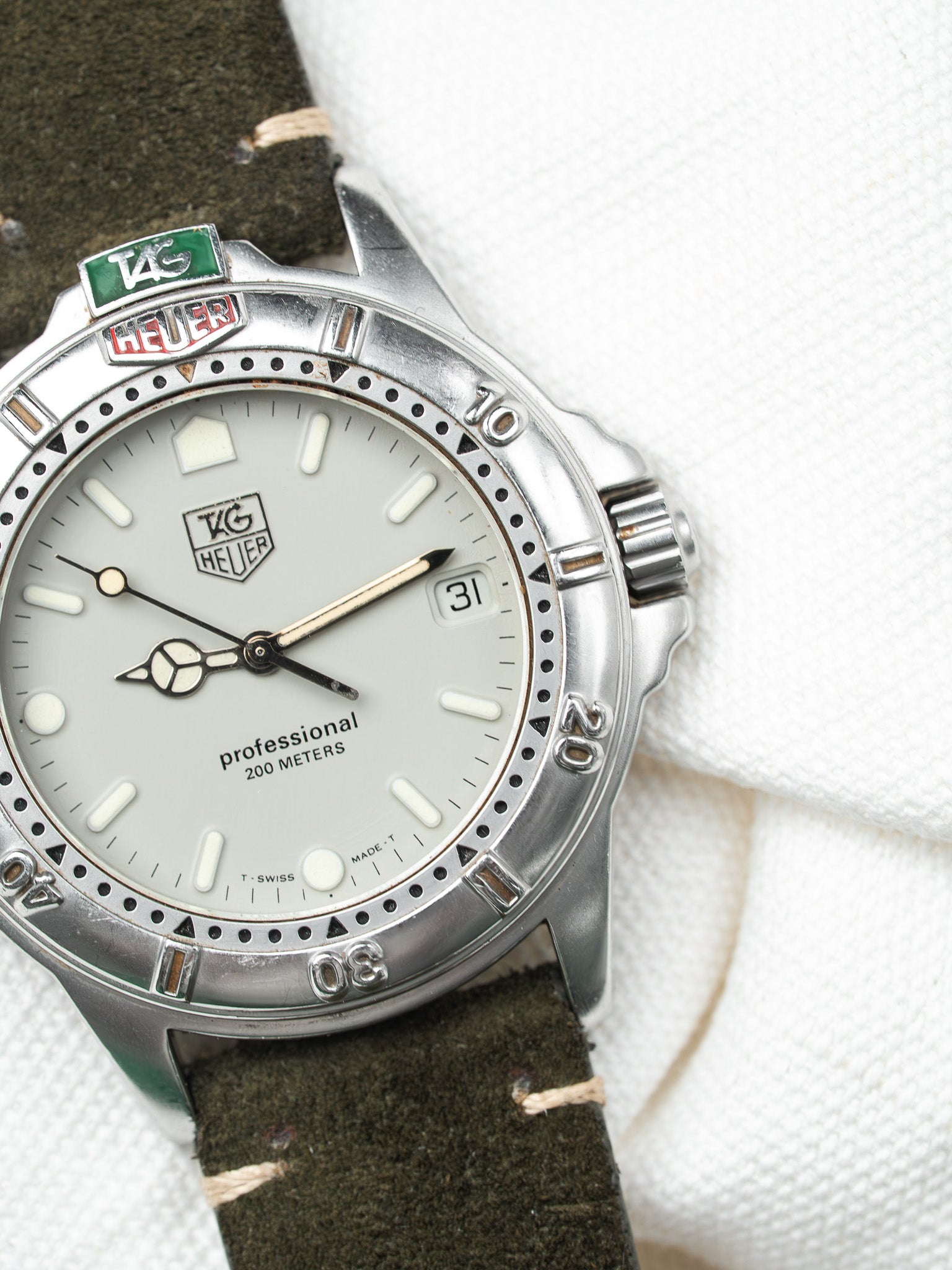 Montre Tag Heuer Professionnel 200 Vintage - Acier Cuir Cadran Gris (Années 1980) - Atelier Victor