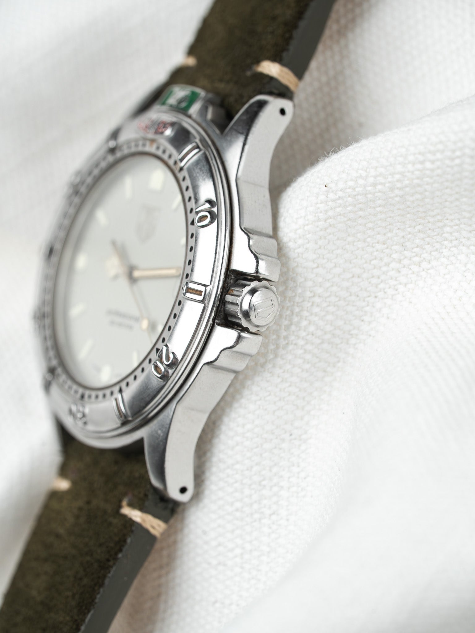 Montre Tag Heuer Professionnel 200 Vintage - Acier Cuir Cadran Gris (Années 1980) - Atelier Victor