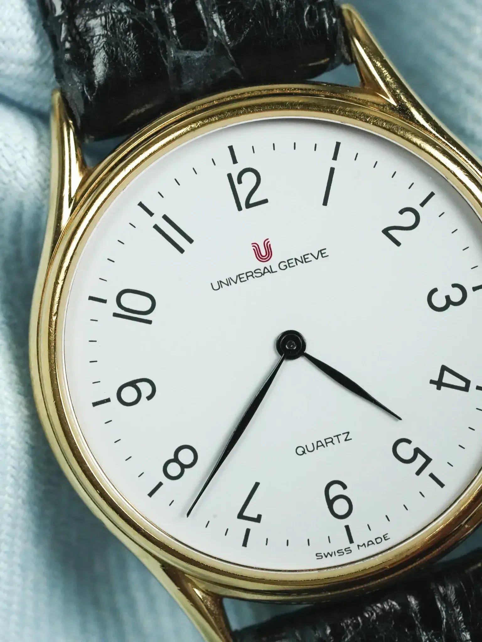 Montre Universal Genève 533.116 Vintage - 32mm Plaqué Or (Années 1980) - Atelier Victor