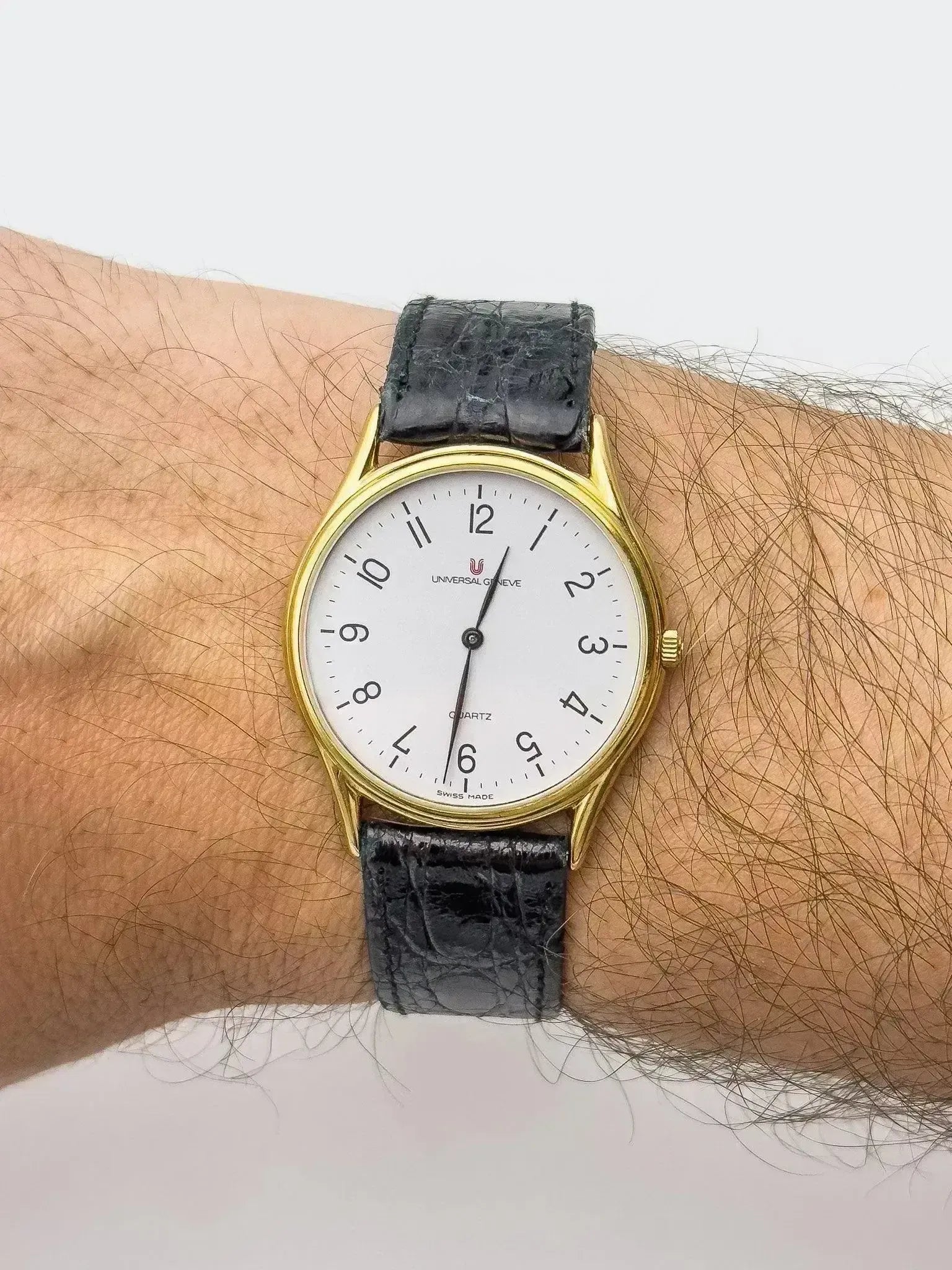 Montre Universal Genève 533.116 Vintage - 32mm Plaqué Or (Années 1980) - Atelier Victor