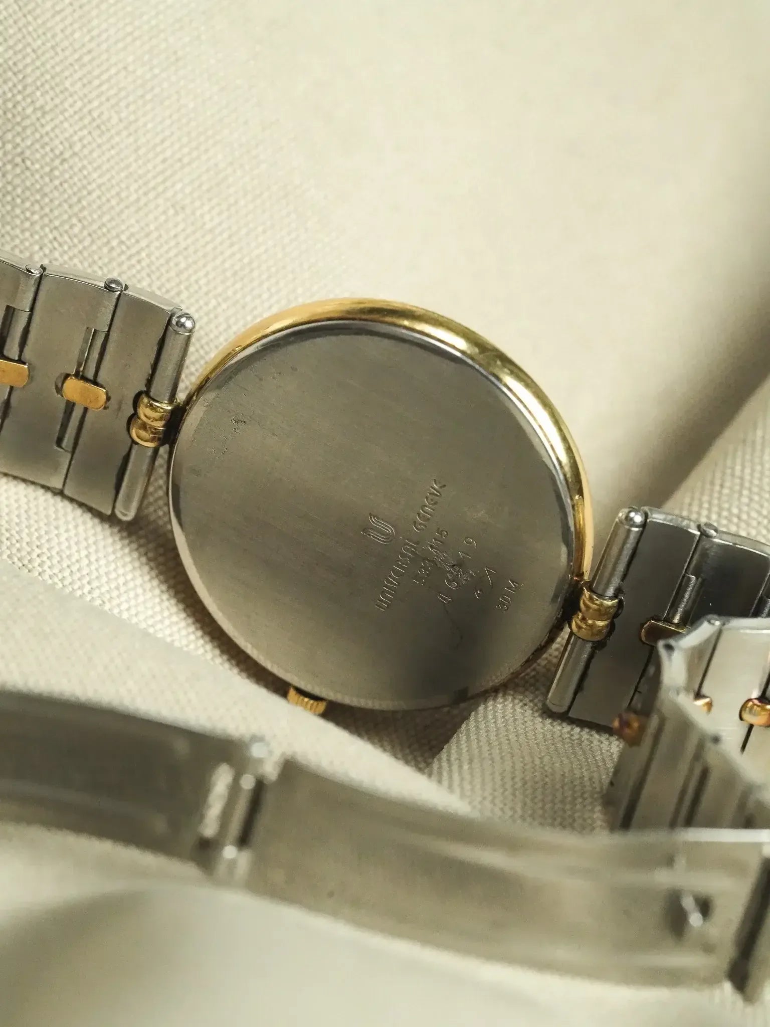 Montre Universal Genève 533.415 Vintage - Acier et Plaqué Or (Années 1990) - Atelier Victor