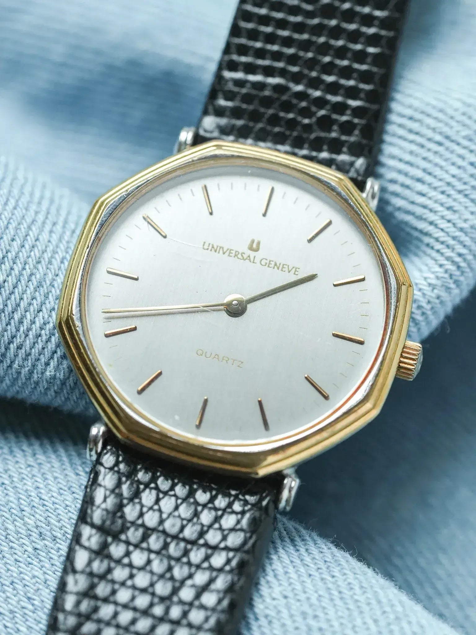 Montre Universal Genève Vintage - Octogonale Acier et Or (Années 1980) - Atelier Victor