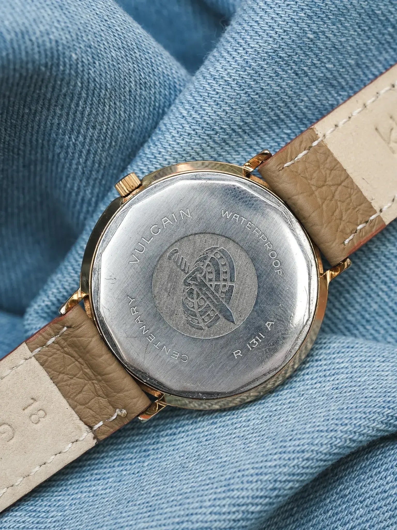 Montre Vulcain Centenary Vintage - 35mm Plaqué Or (Années 1960) - Atelier Victor