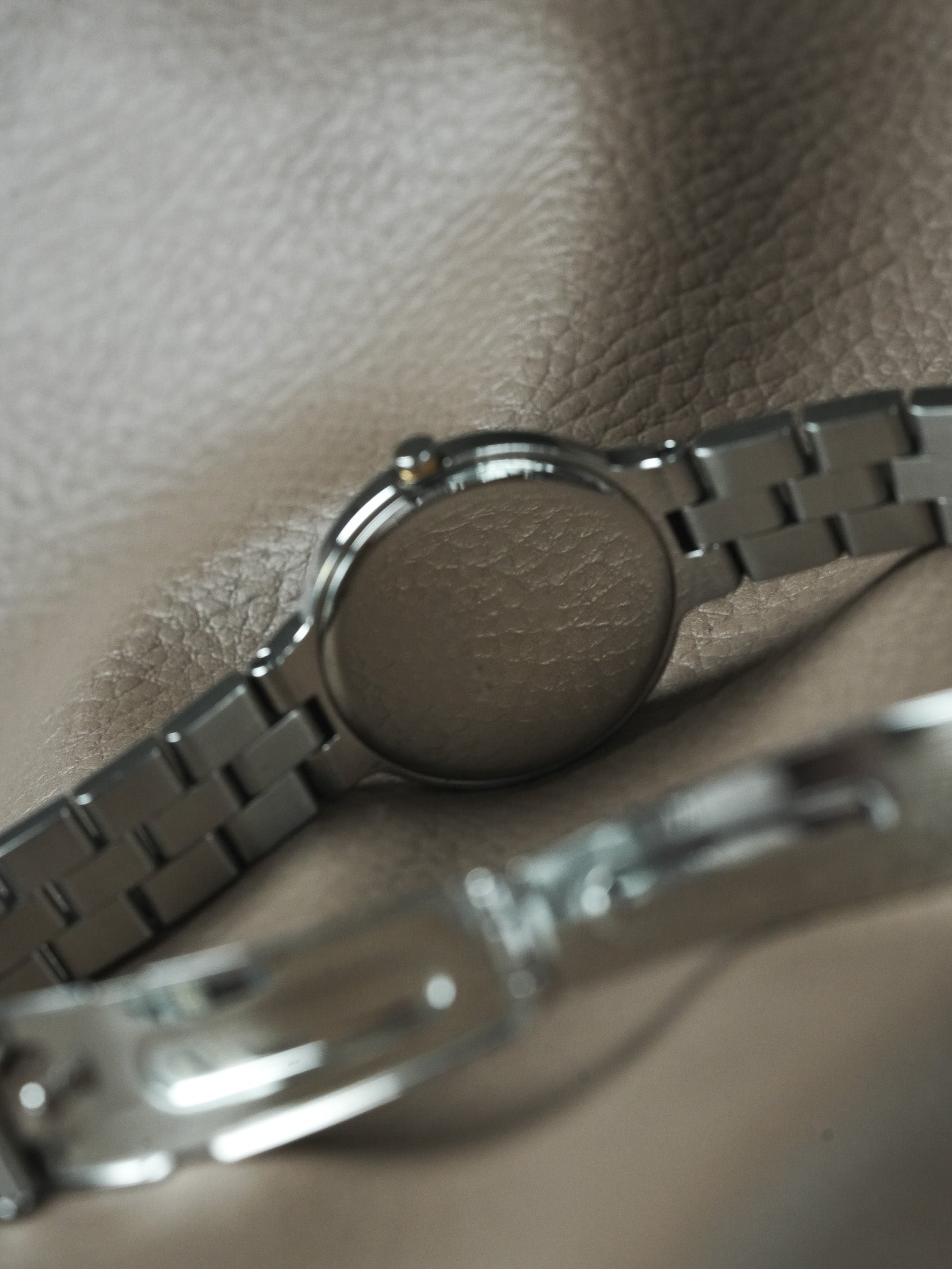 Montre Yves Saint Laurent Vintage - Acier noir Femme (Années 1990) - Atelier Victor