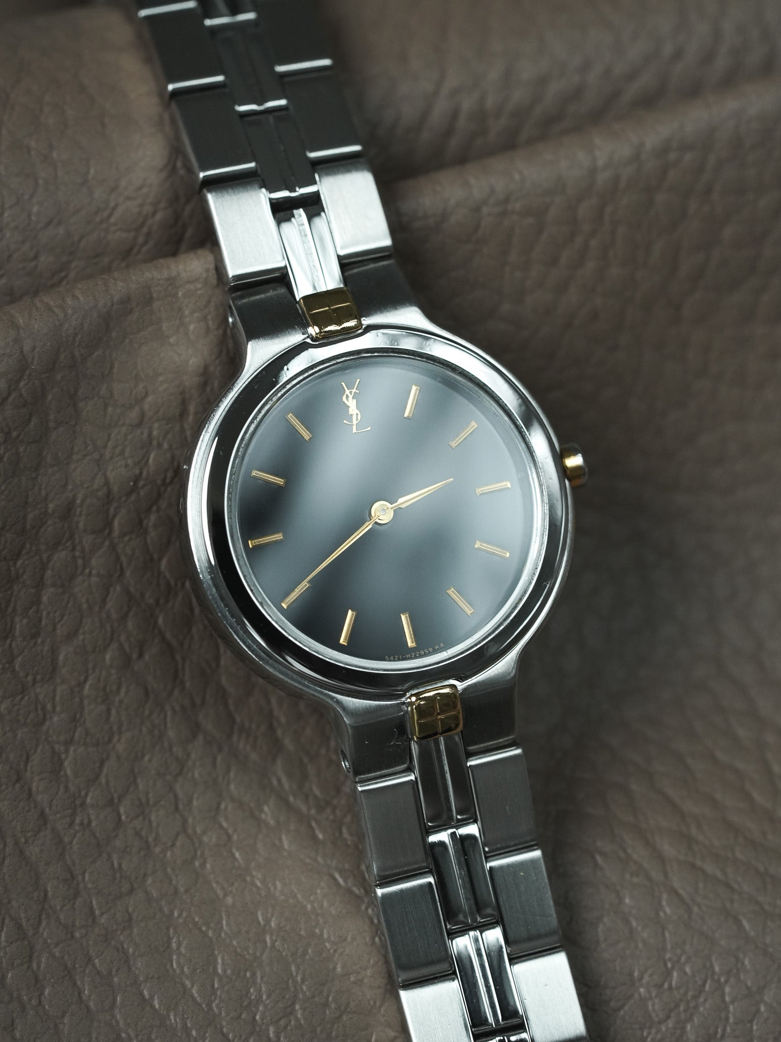 Montre Yves Saint Laurent Vintage - Acier noir Femme (Années 1990) - Atelier Victor