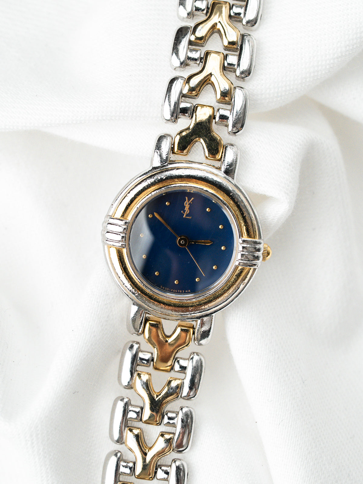 Yves Saint Laurent 复古腕表 — 蓝色双色表盘 (1990s) 