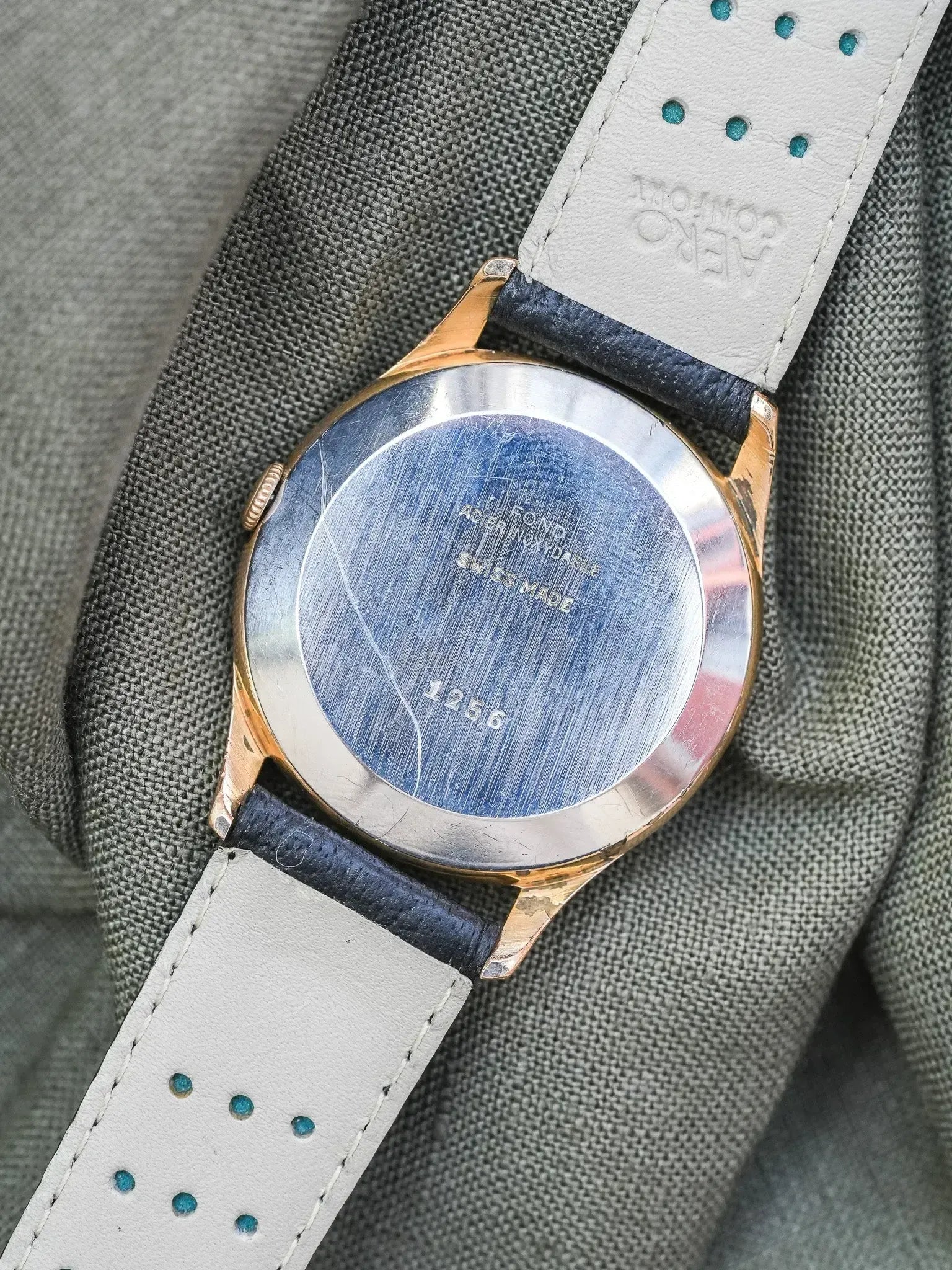 Vintage Zédon Triple Calendar Watch - Gold-Plated 33mm (1960s)