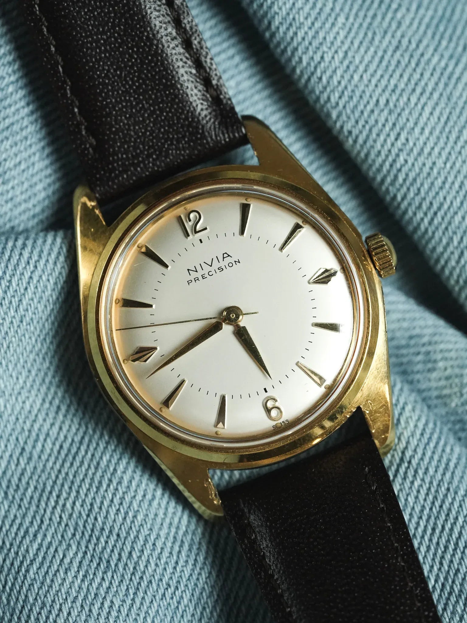 Nivia - Precision Or - 1970s - Atelier Victor - Vintage  Shop