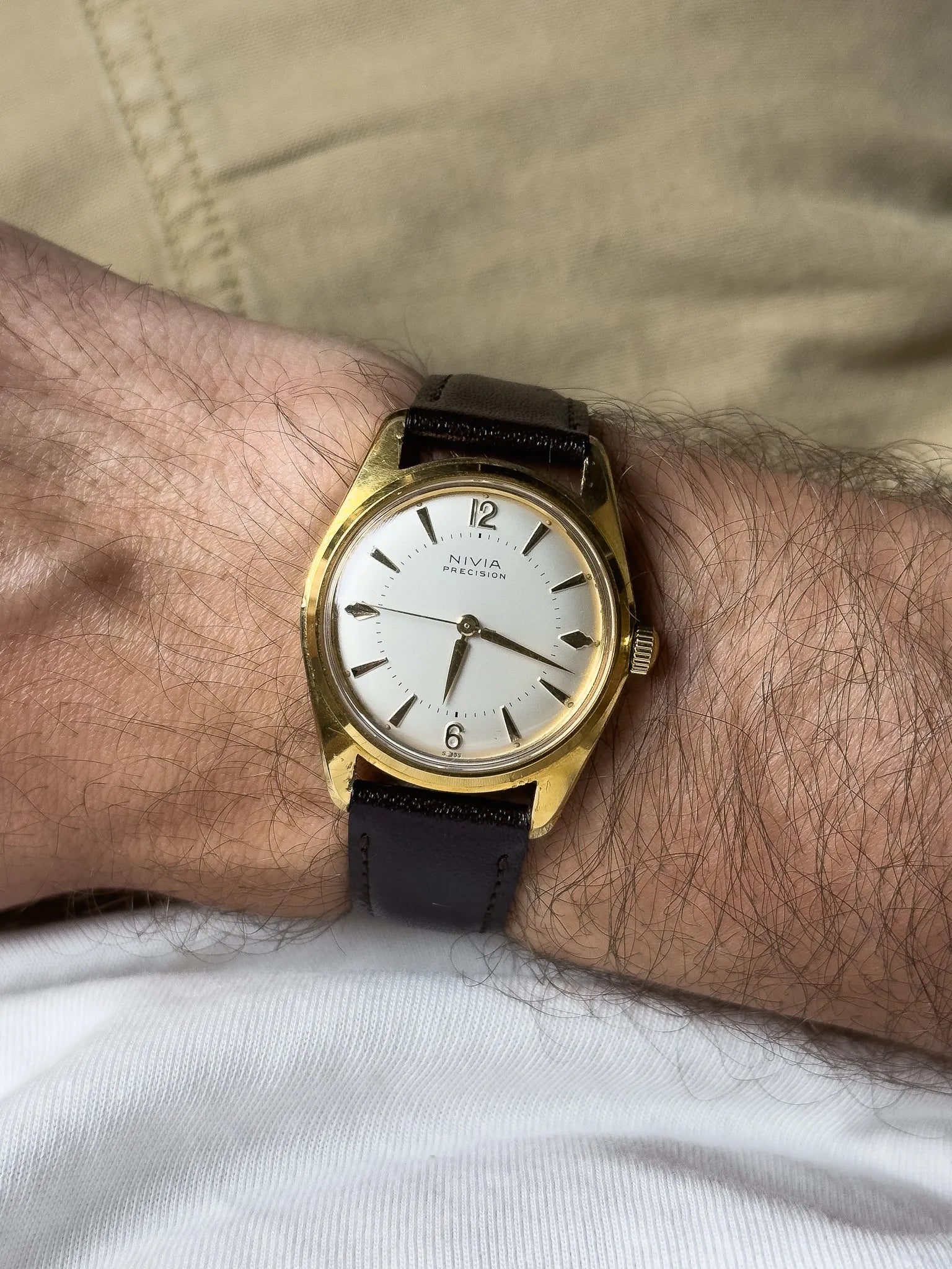 Nivia - Precision Or - 1970s - Atelier Victor - Vintage  Shop