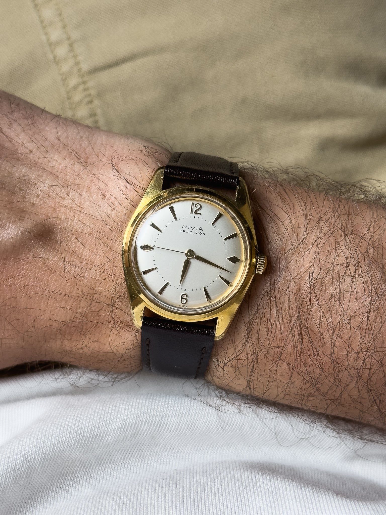 Nivia - Precision Or - 1970s - Atelier Victor - Vintage  Shop