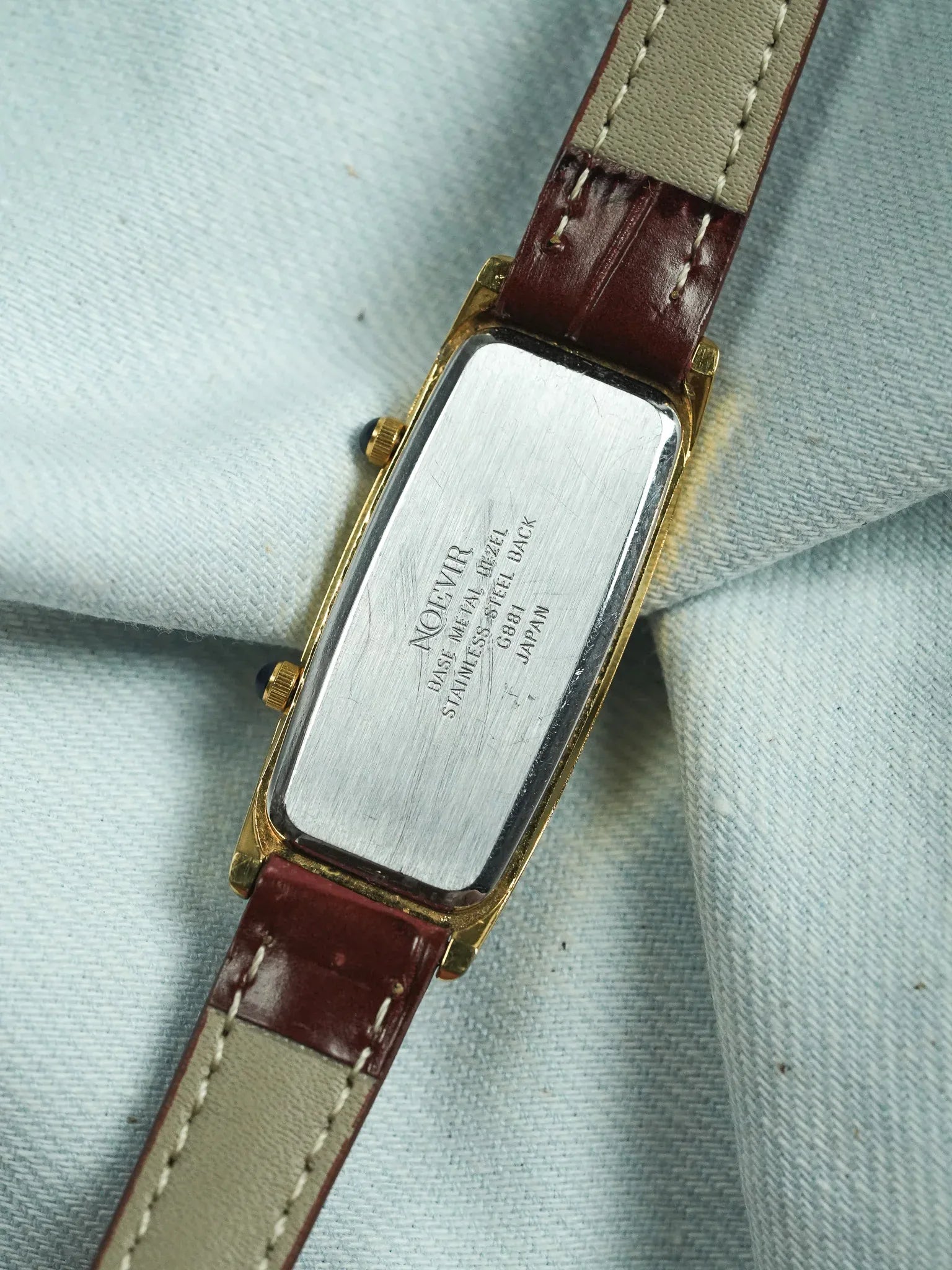 Noevir - Tank allongée avec deux mouvements - 1990s - Atelier Victor