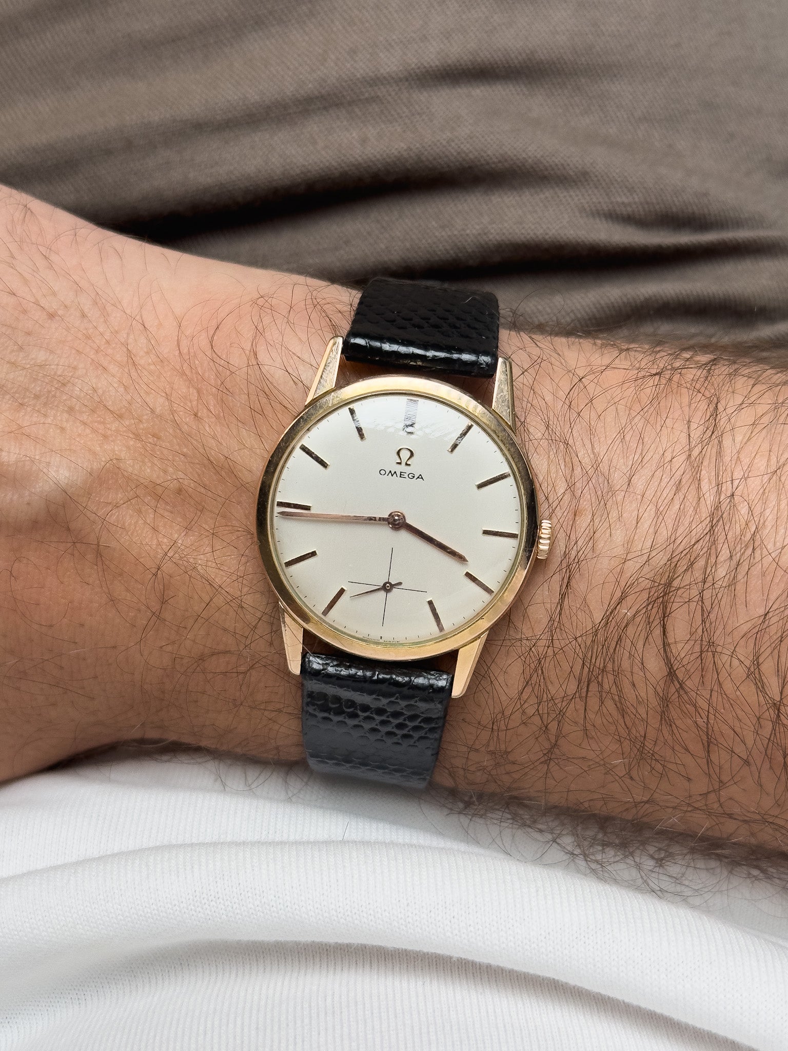 Omega - 14713-62 Montre habillée en plaqué or rose petite-seconde - 1961 - Atelier Victor - Vintage  Shop