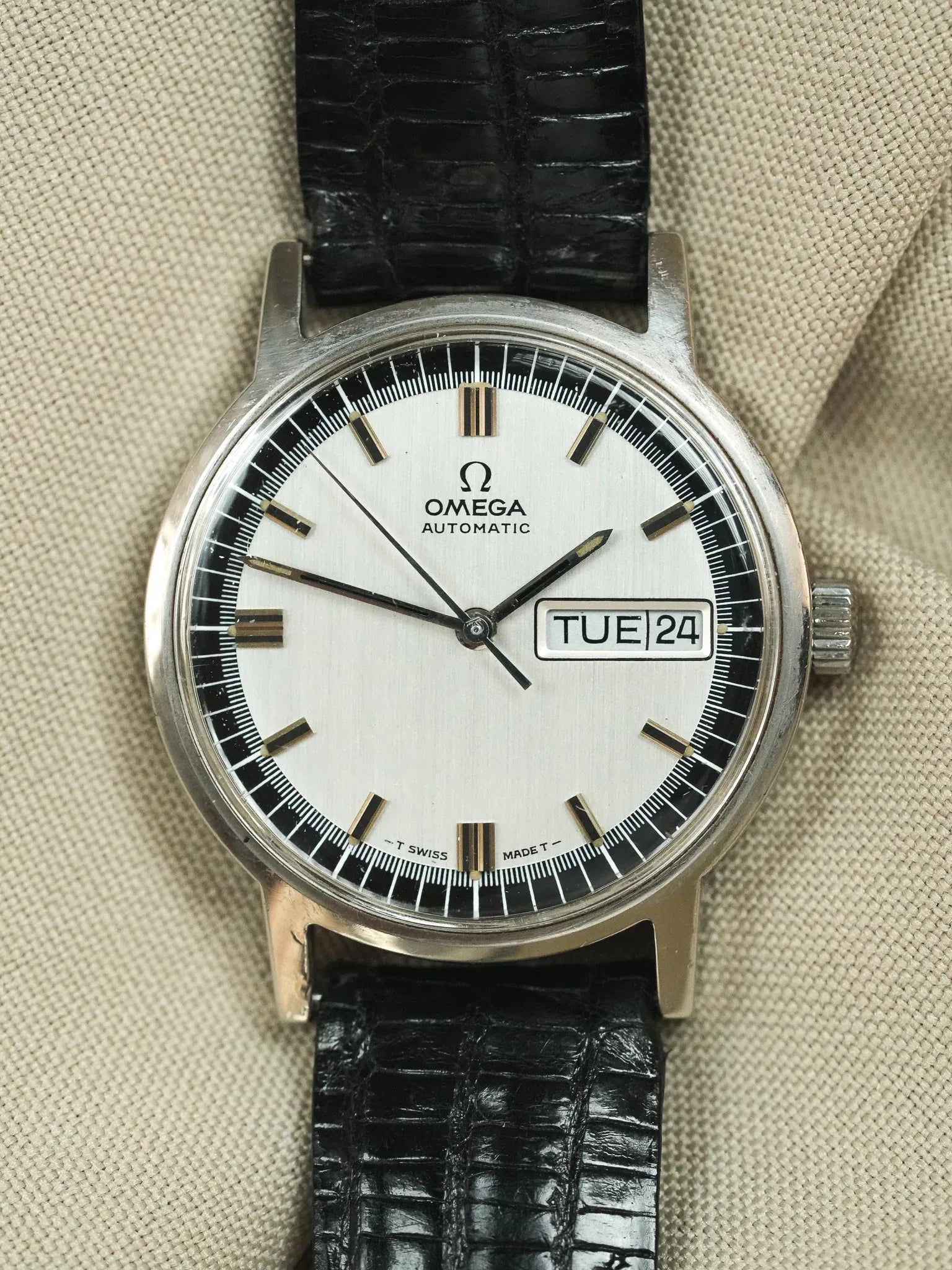 Omega - 166.0140 Daydate Cadran Acier Noir - 1970 - Atelier Victor - Vintage  Shop