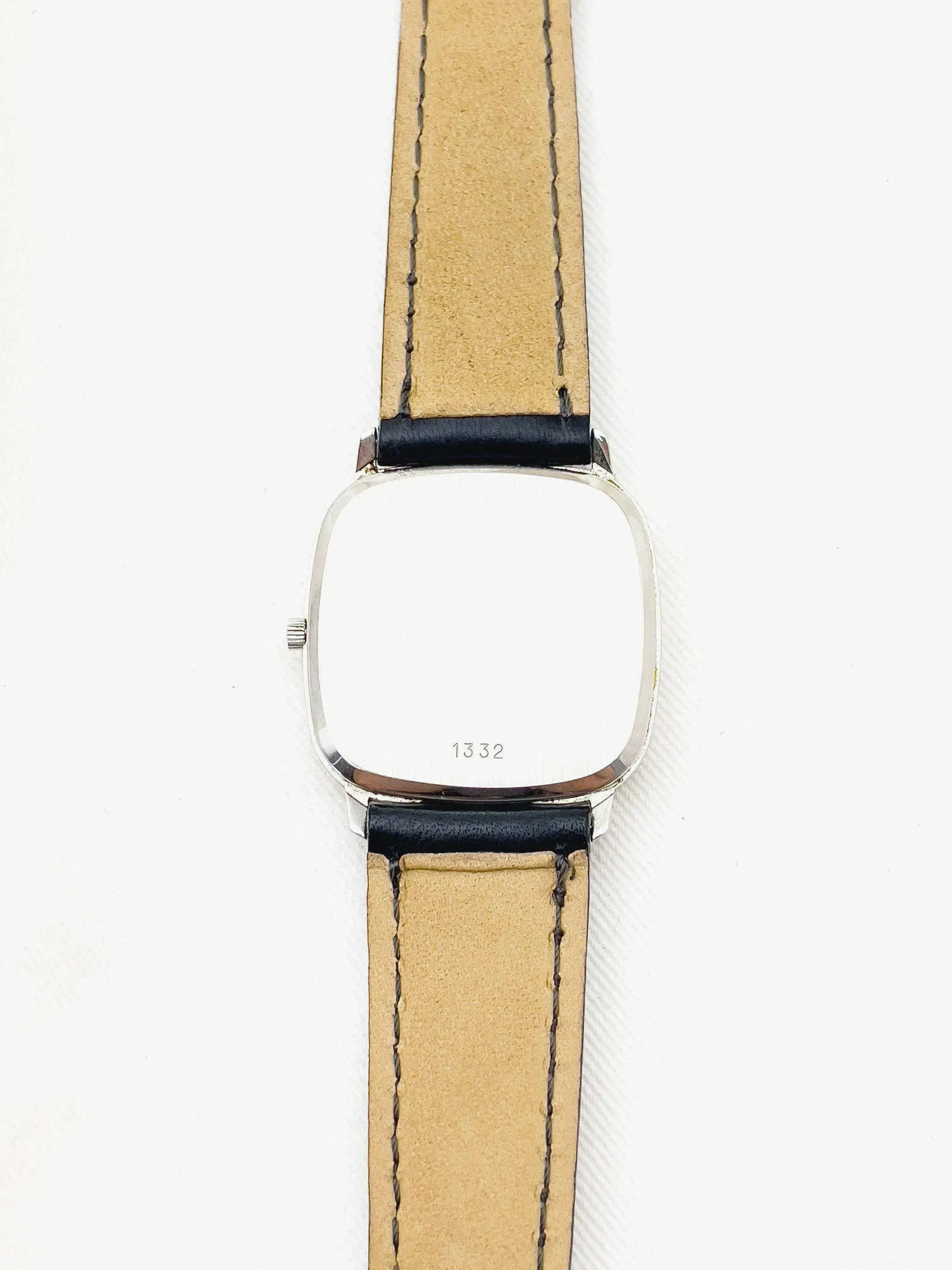 Omega - Cadran noir date - 1979 - Atelier Victor