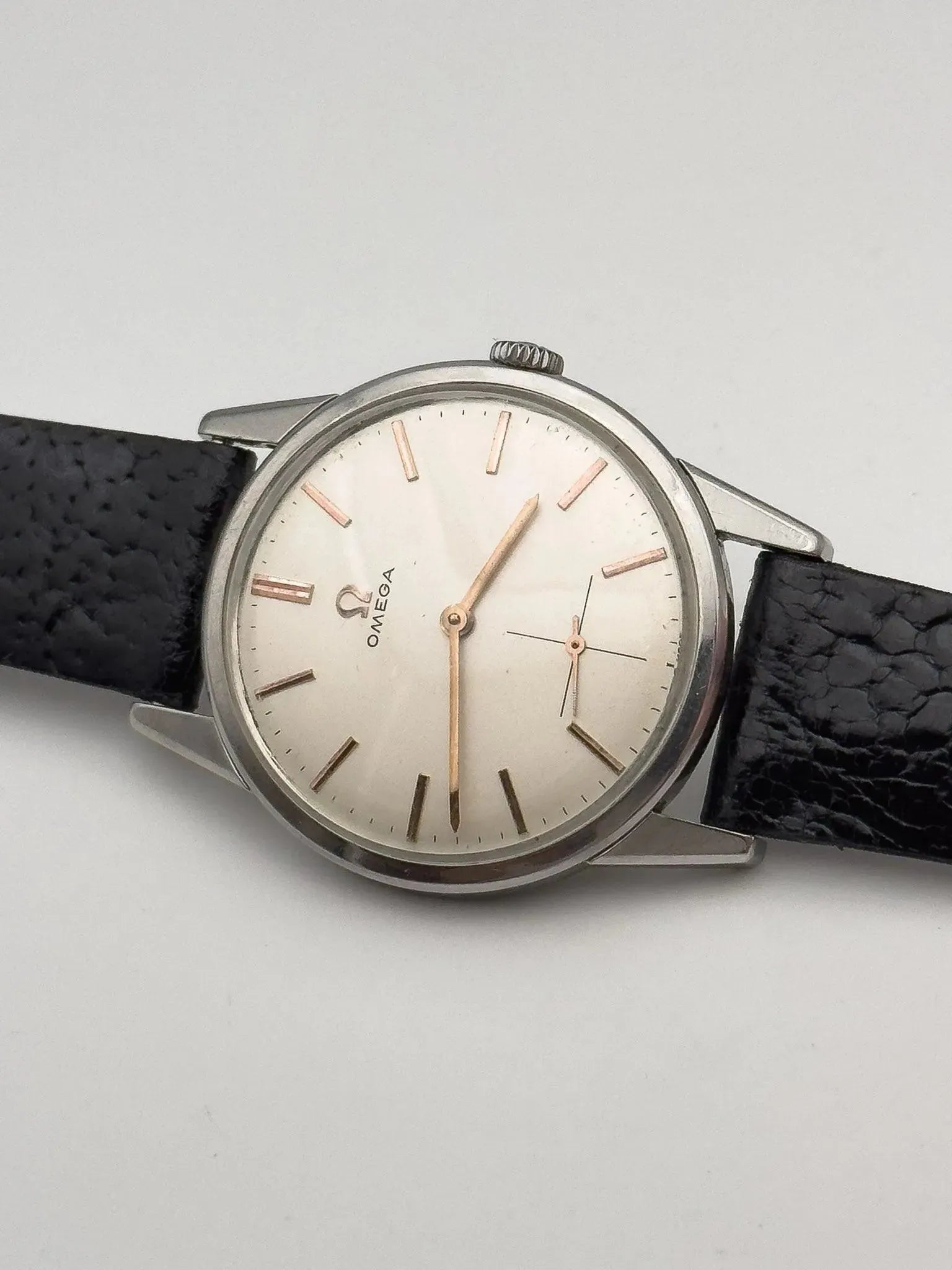 Omega - Calatrava Index Or Rose Petite-seconde - 1962 - Atelier Victor - Vintage  Shop