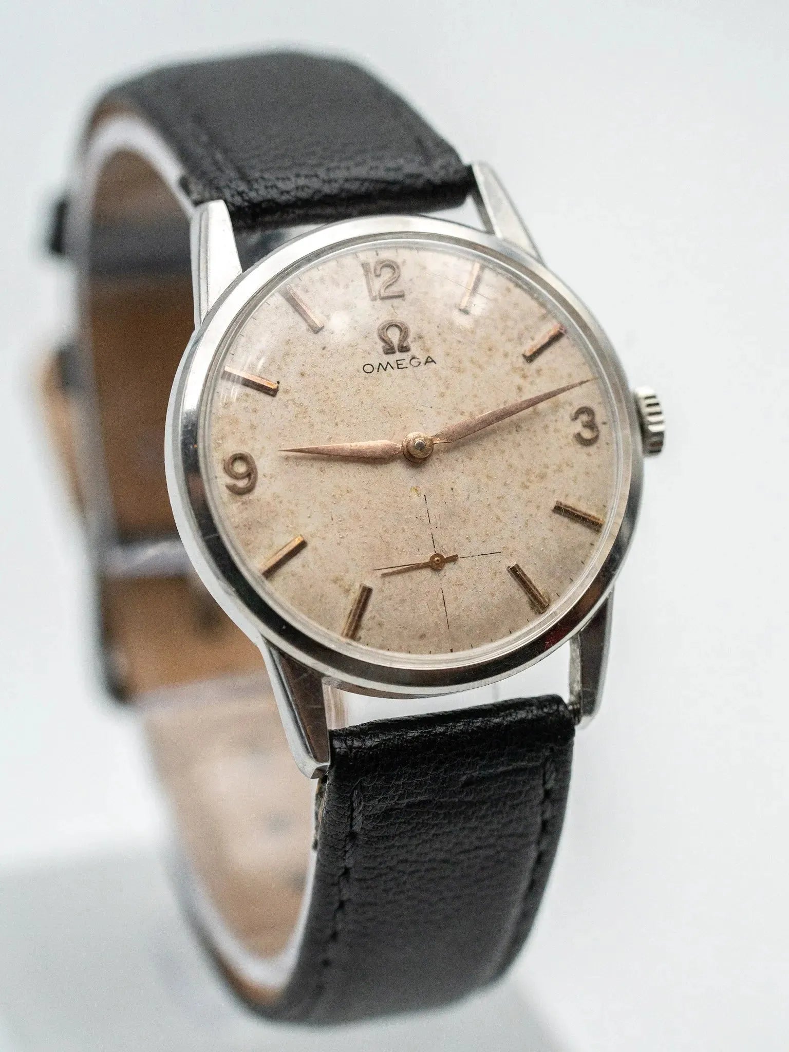 Omega - Calatrava Patiné Index Rose - 1959 - Atelier Victor Paris - Vintage Watch Shop Dubai