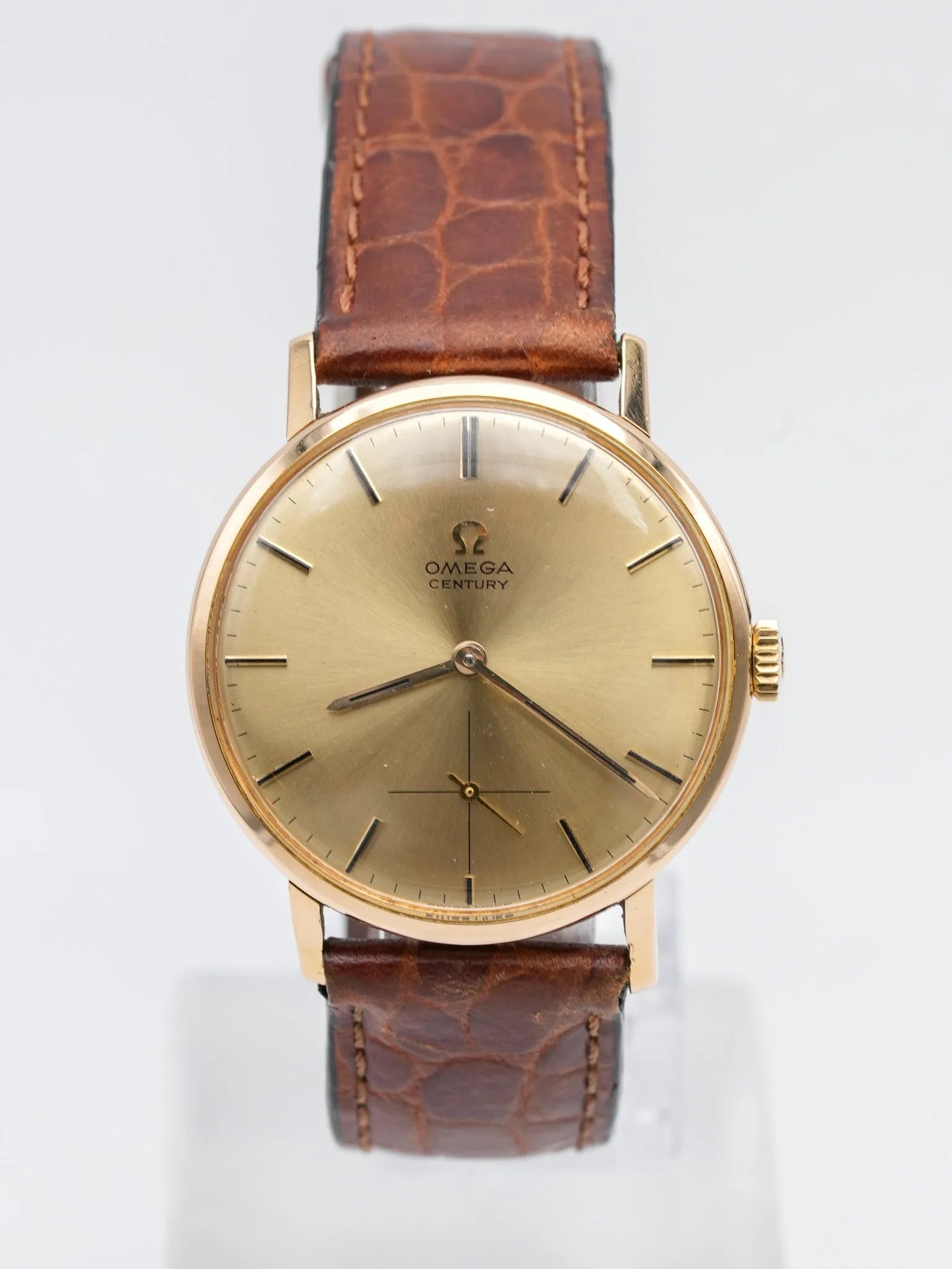 Omega - Century Or 18k Boitier et cadran - 1960s - Atelier Victor Paris - Vintage Watch Shop Dubai